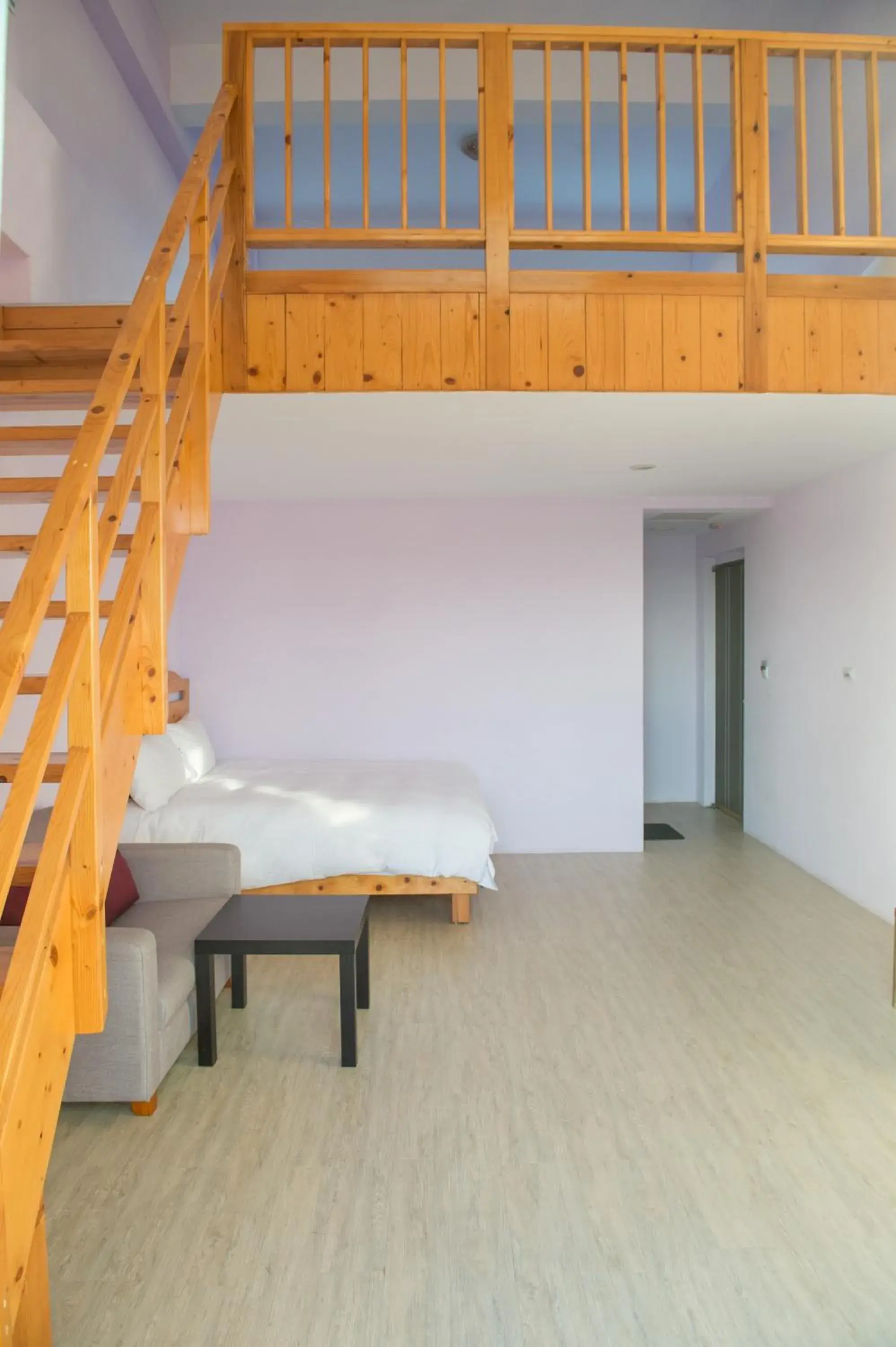 Photo of the whole room in Country Lane Photo of the whole room in Country Lane