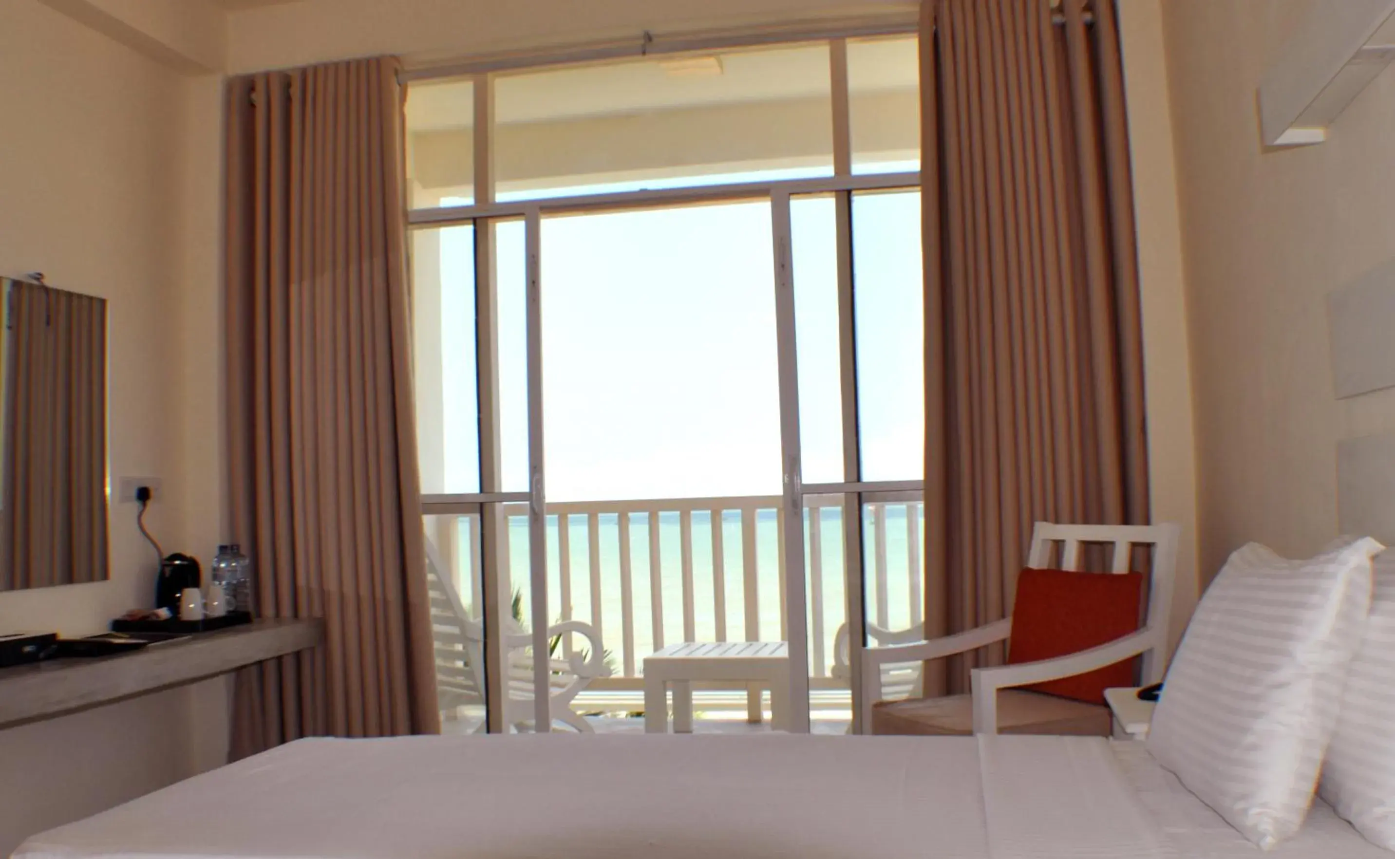 Photo of the whole room, Bed in Beacon Beach Hotel Negombo Photo of the whole room, Bed in Beacon Beach Hotel Negombo