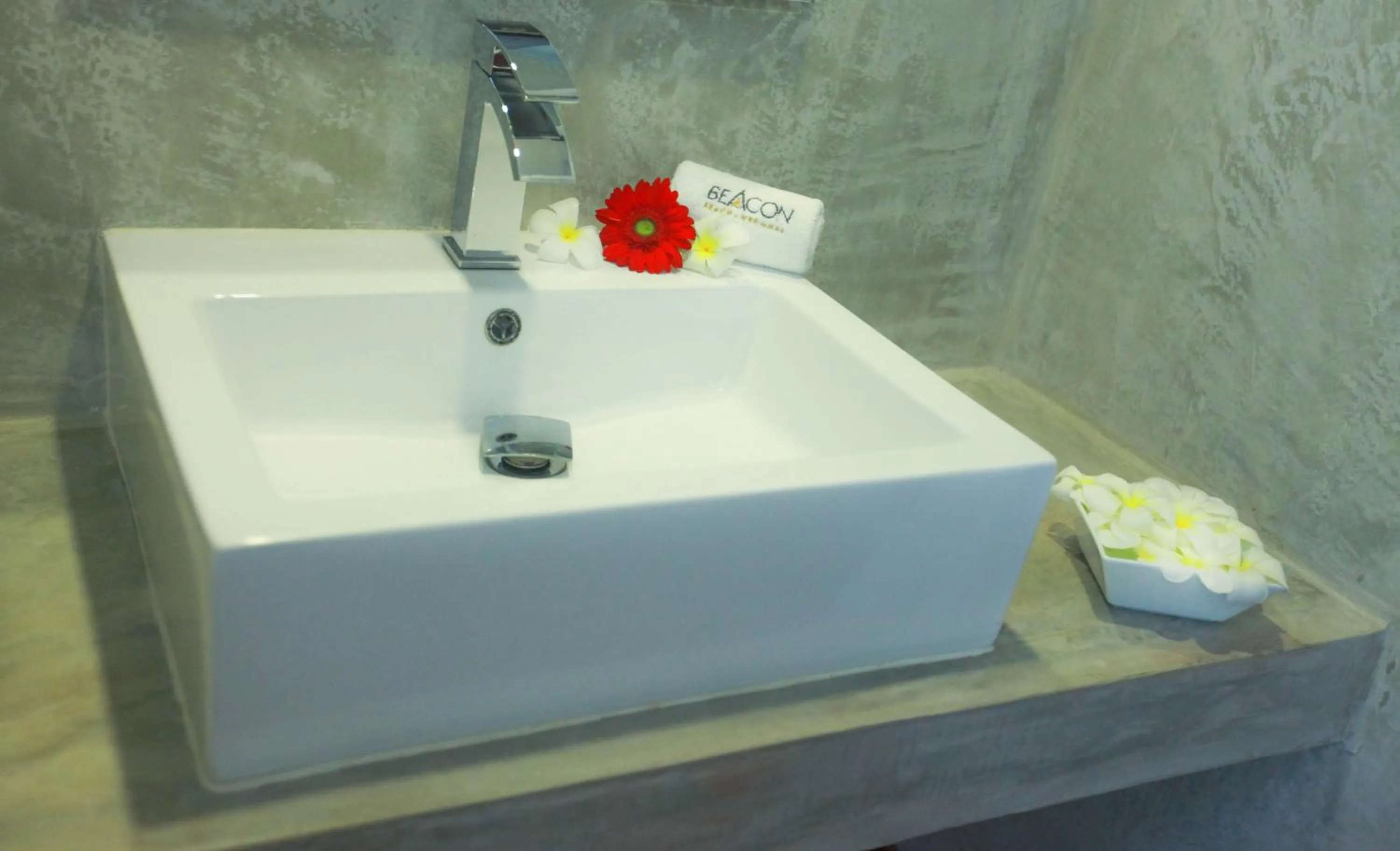 Bathroom in Beacon Beach Hotel Negombo