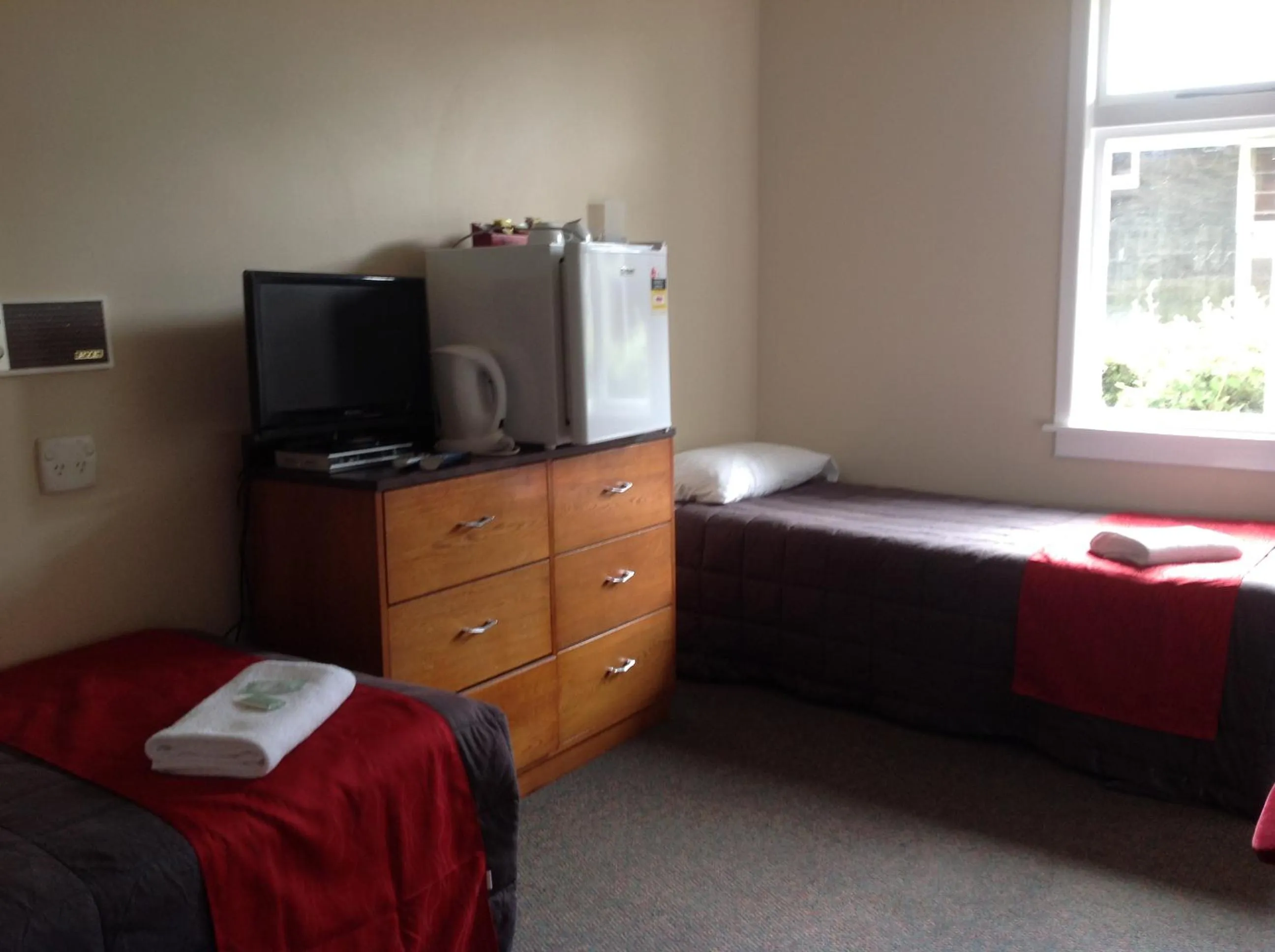 Bed in Otematata's Best Dam Pub