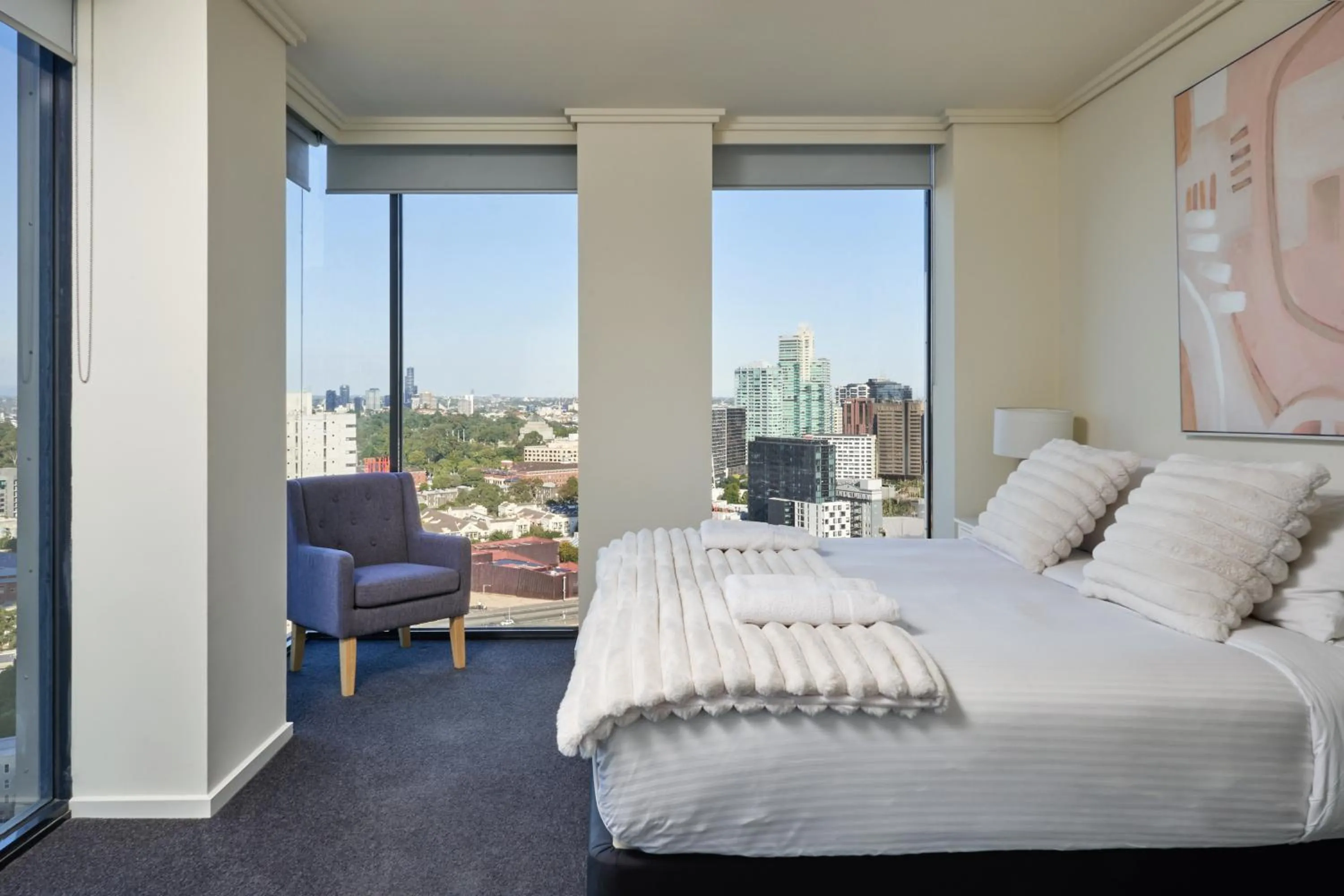Bedroom, Bed in Exclusive Stays - Sentinel