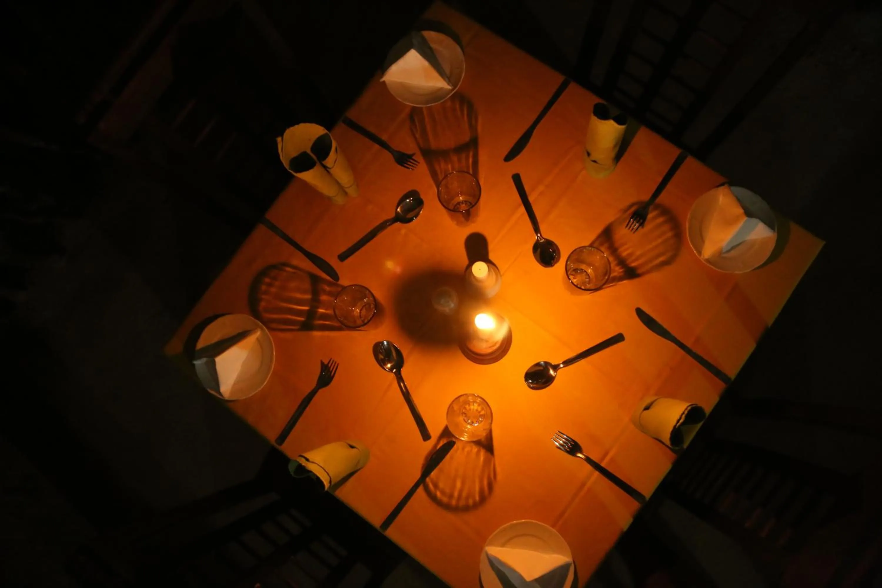 Restaurant/places to eat in The Grand Yala Hotel