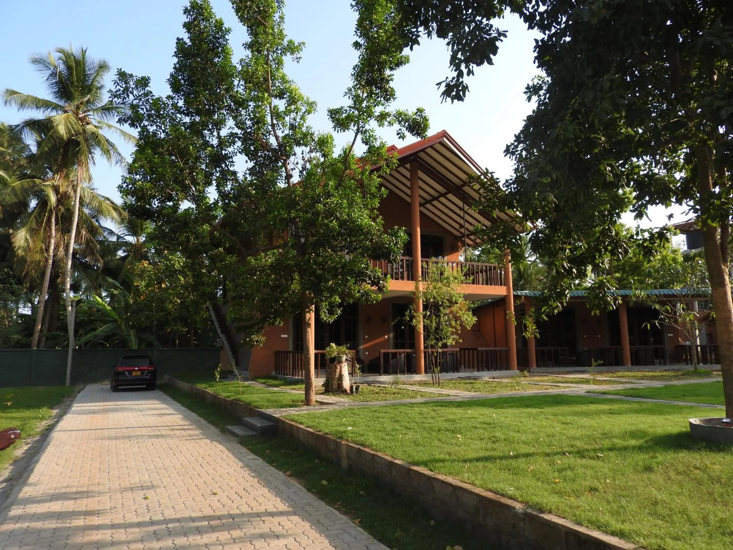 Day in The Grand Yala Hotel