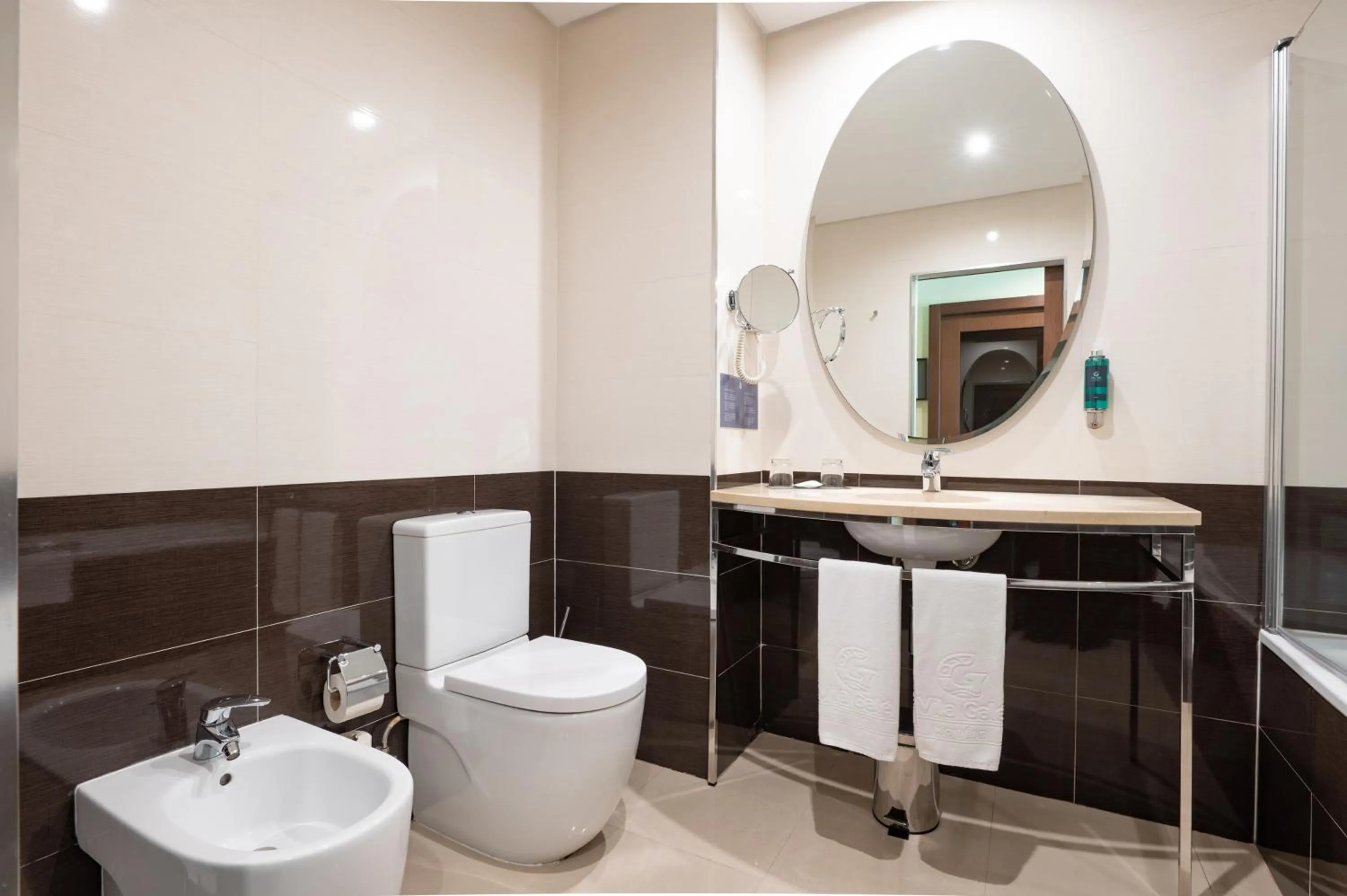 Bathroom in Vila Gale Coimbra