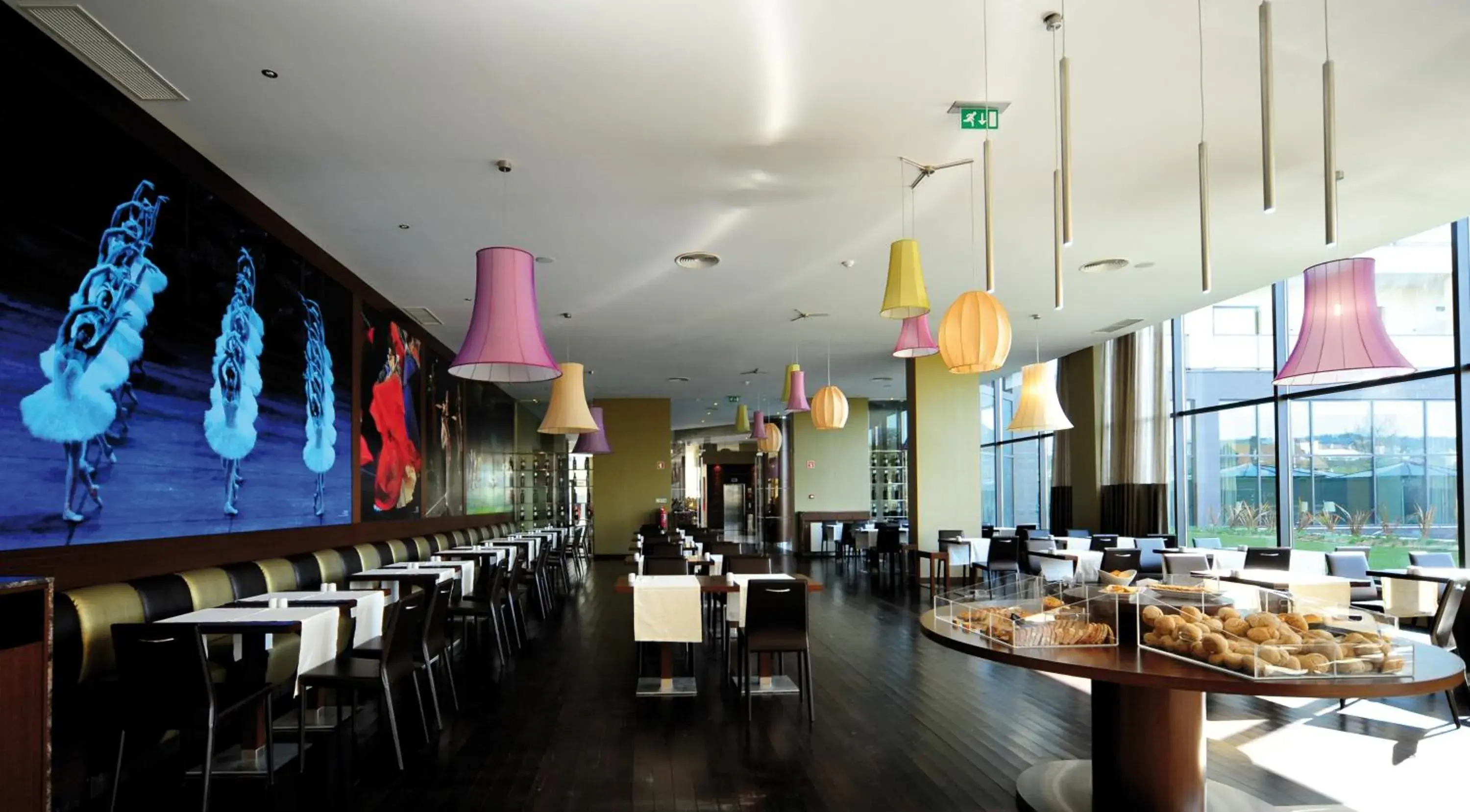 Restaurant/places to eat in Vila Gale Coimbra Restaurant/places to eat in Vila Gale Coimbra