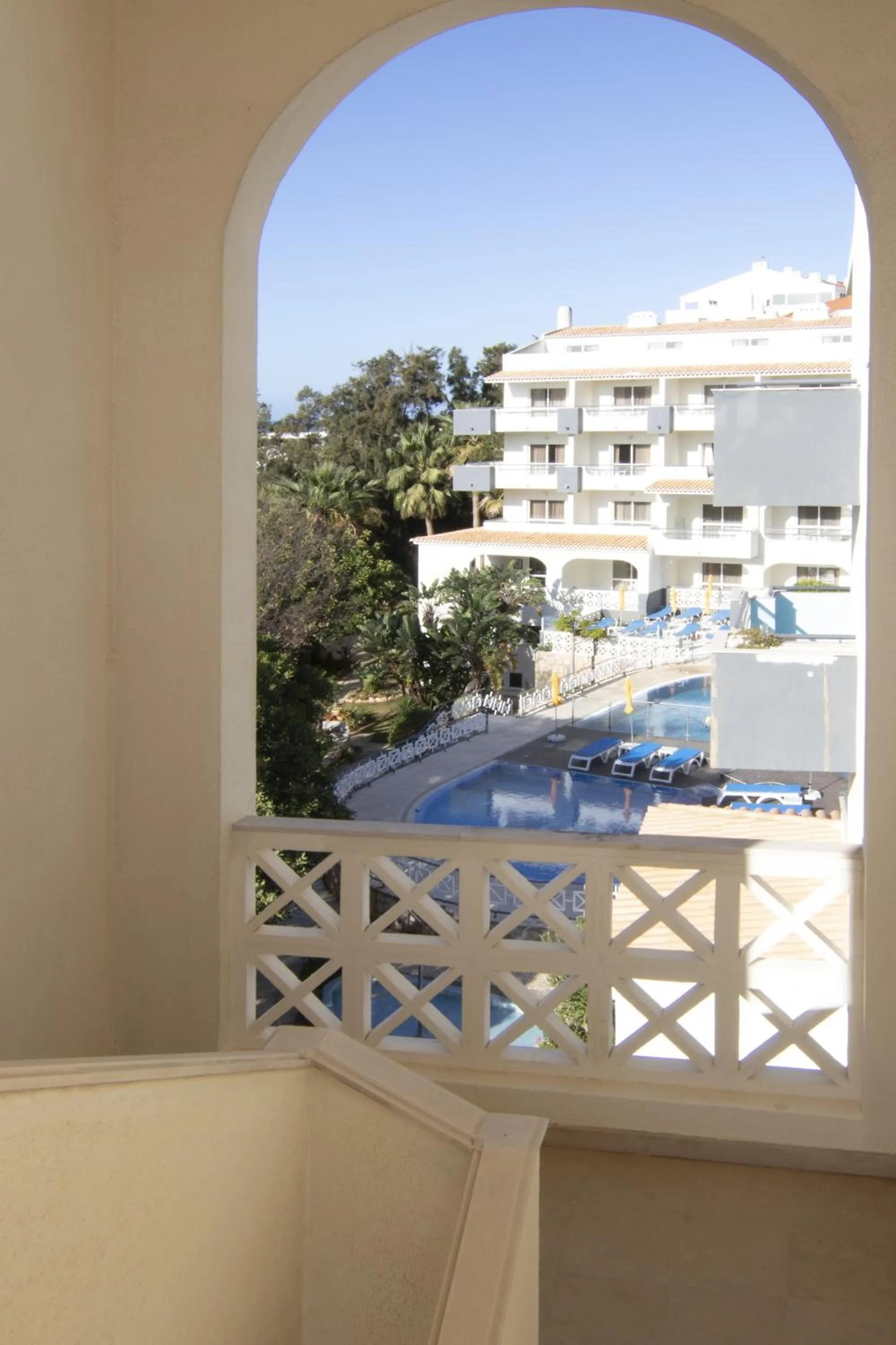 Pool view in Luna Miramar Club