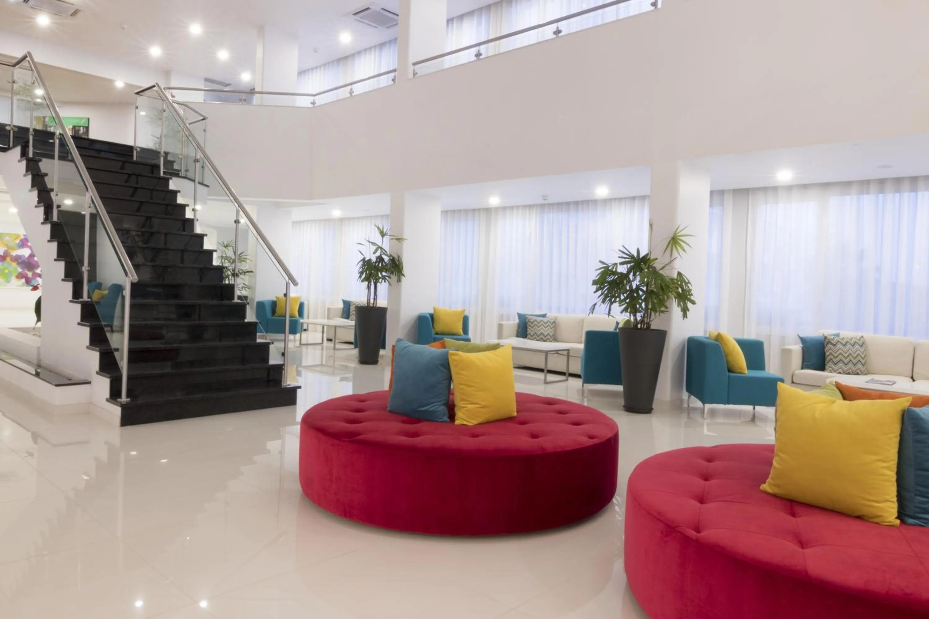 Lobby or reception in Luna Miramar Club