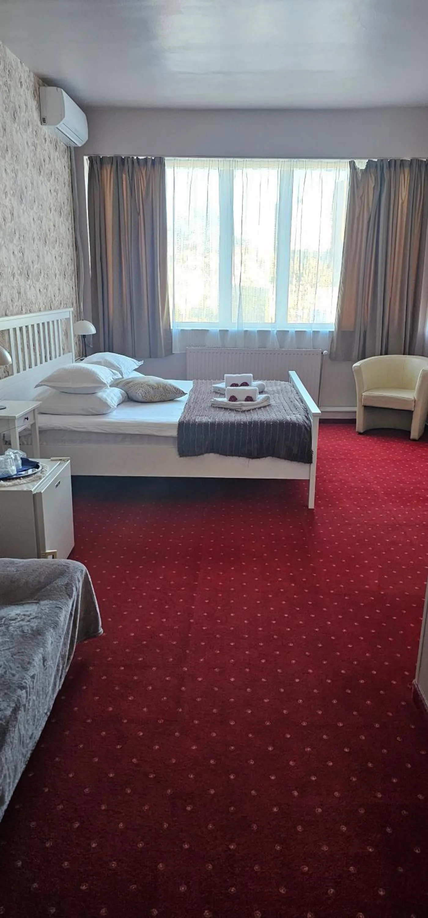 Bed in Hotel Olimp