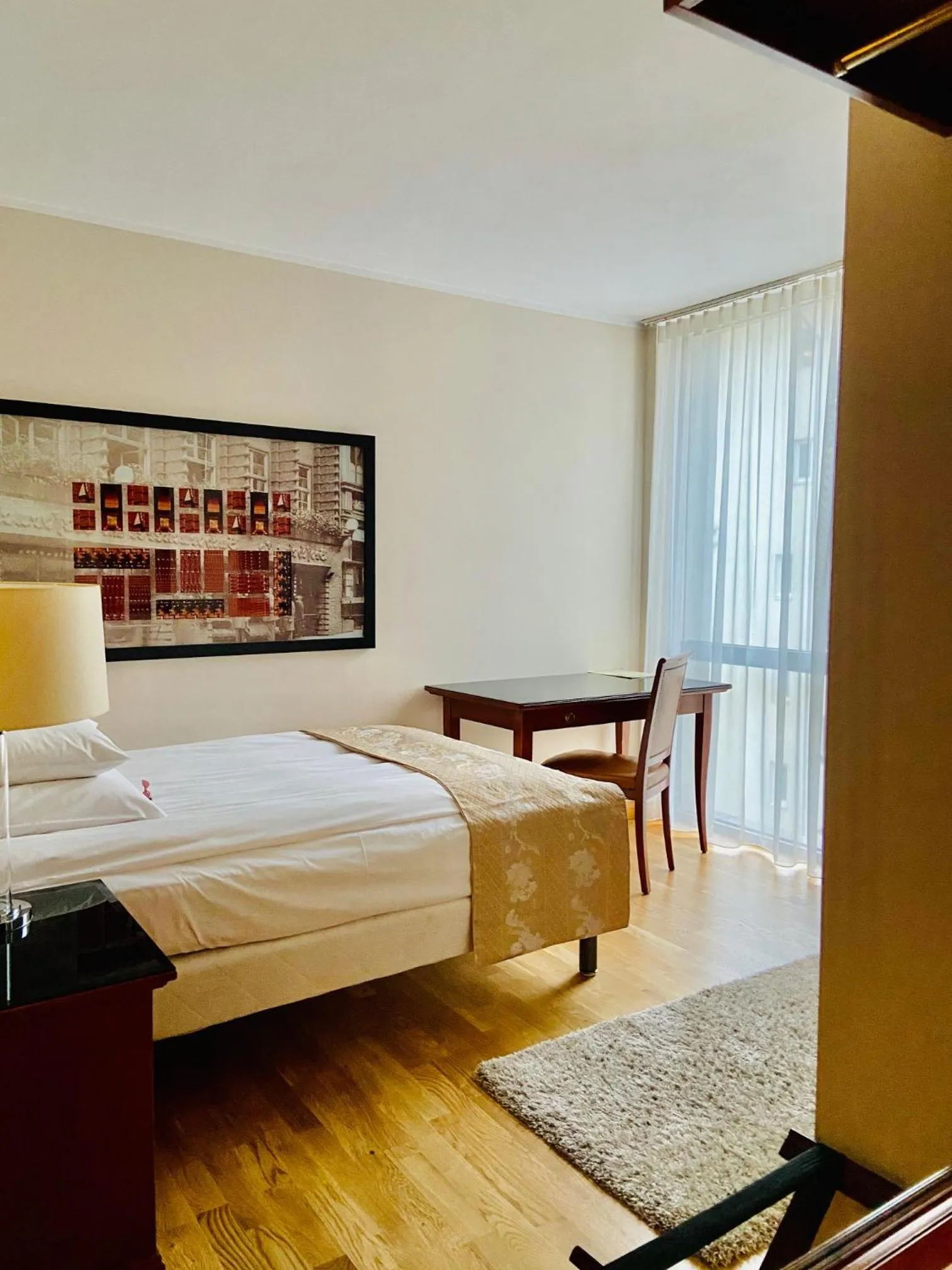 Photo of the whole room, Bed in Hotel Paradis