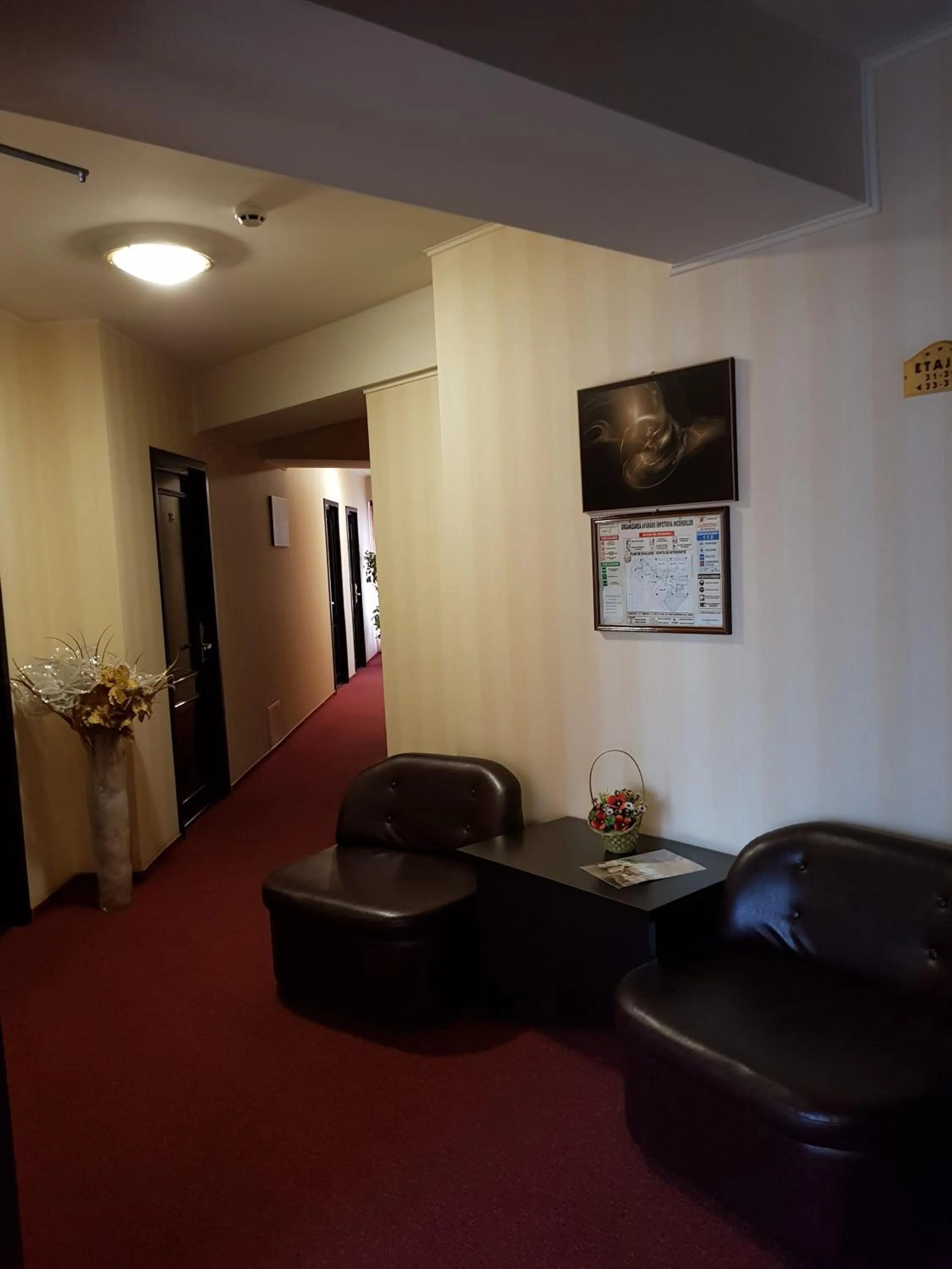 Lobby or reception in Indiana Hotel