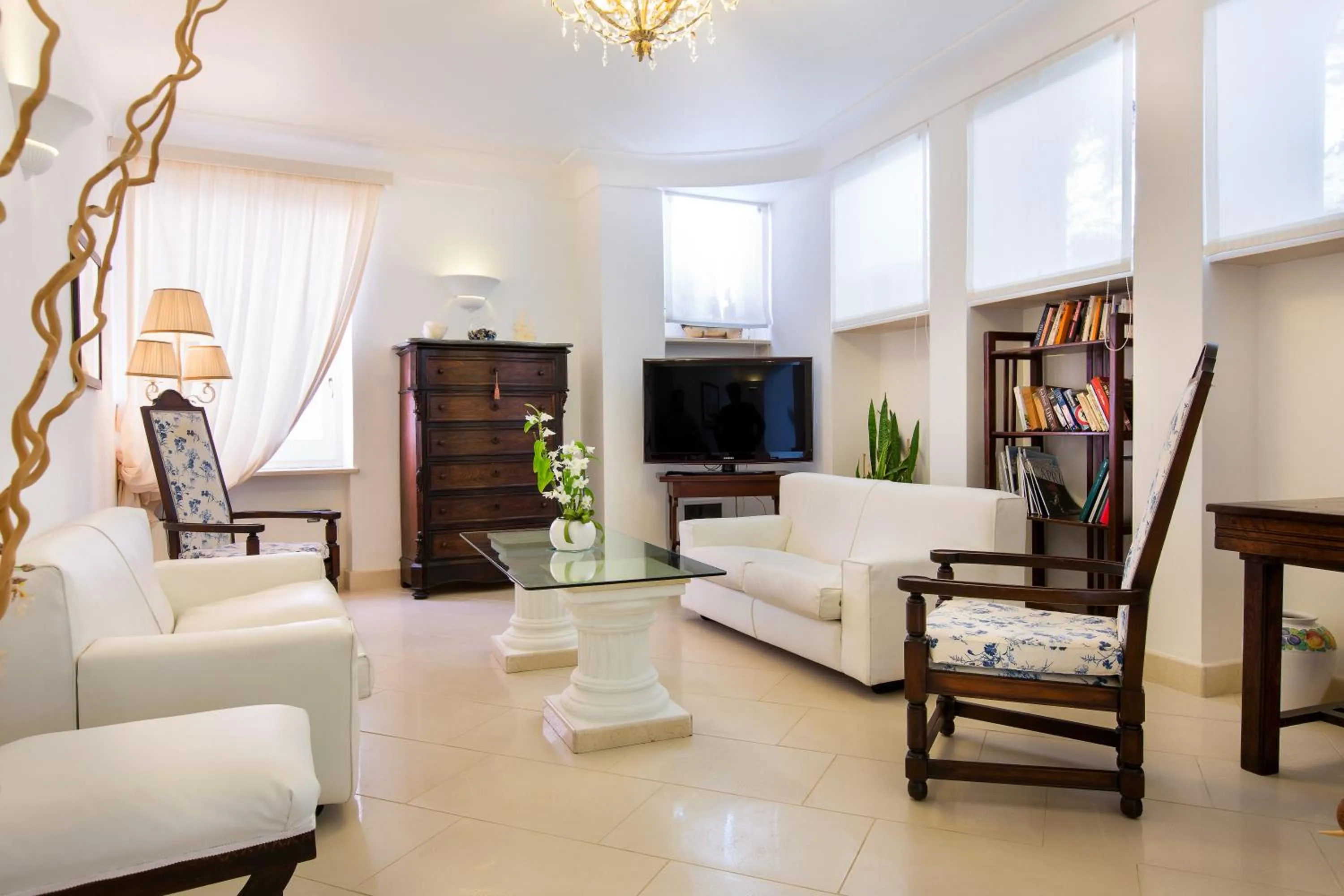 Communal lounge/ TV room in La Vega