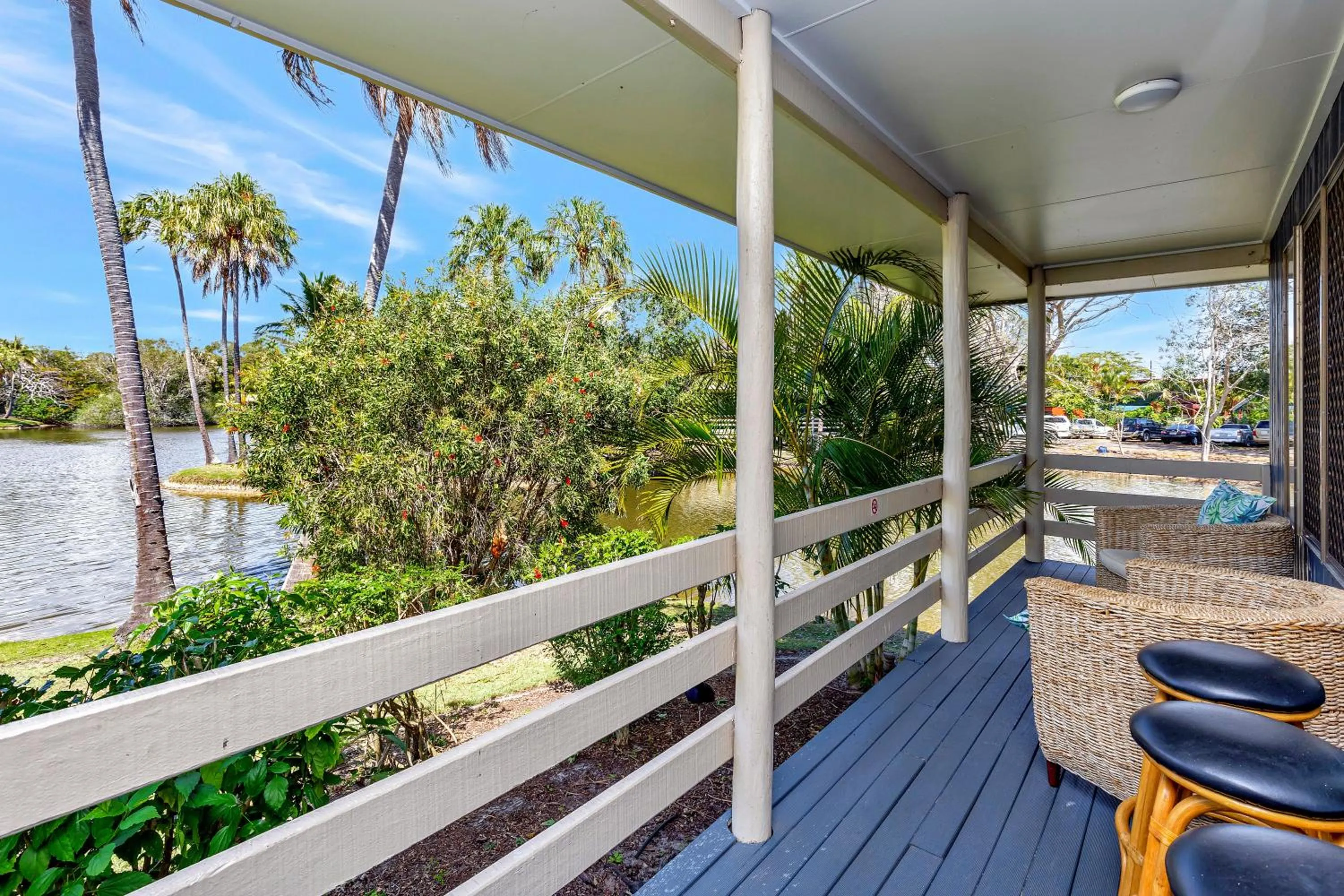 Garden in Sanctuary Lakes Fauna Retreat