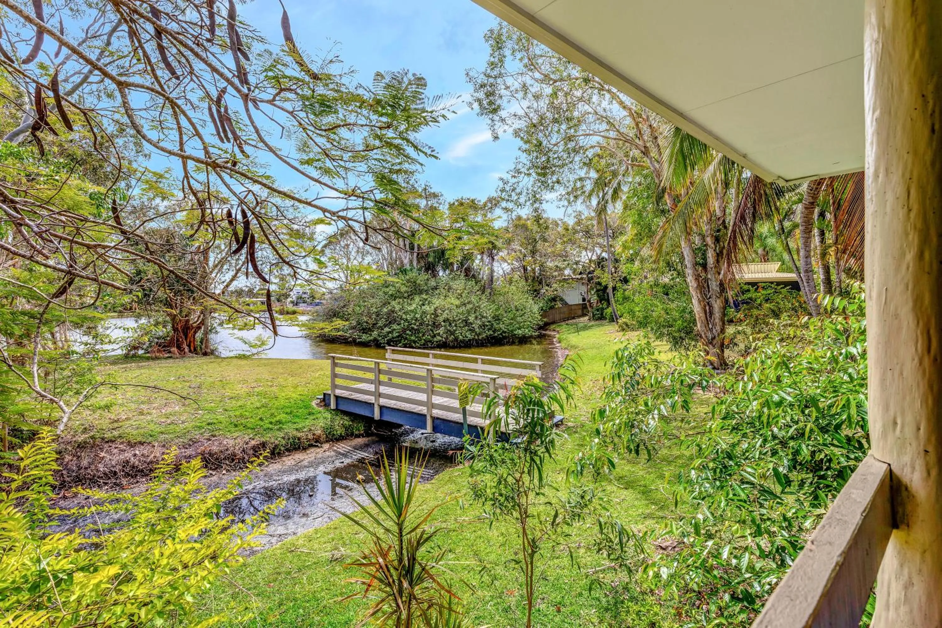 Natural landscape in Sanctuary Lakes Fauna Retreat