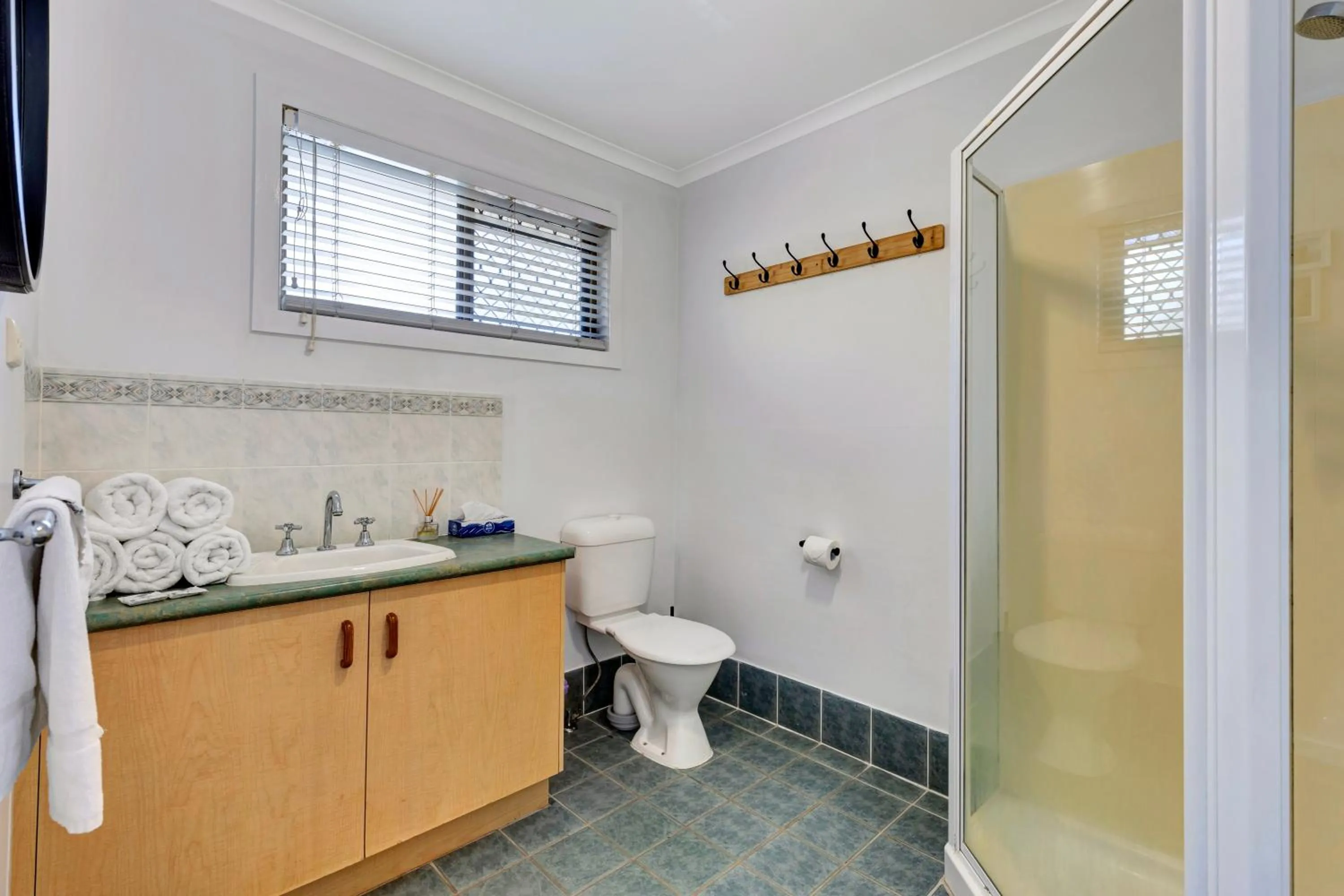 Bathroom in Sanctuary Lakes Fauna Retreat
