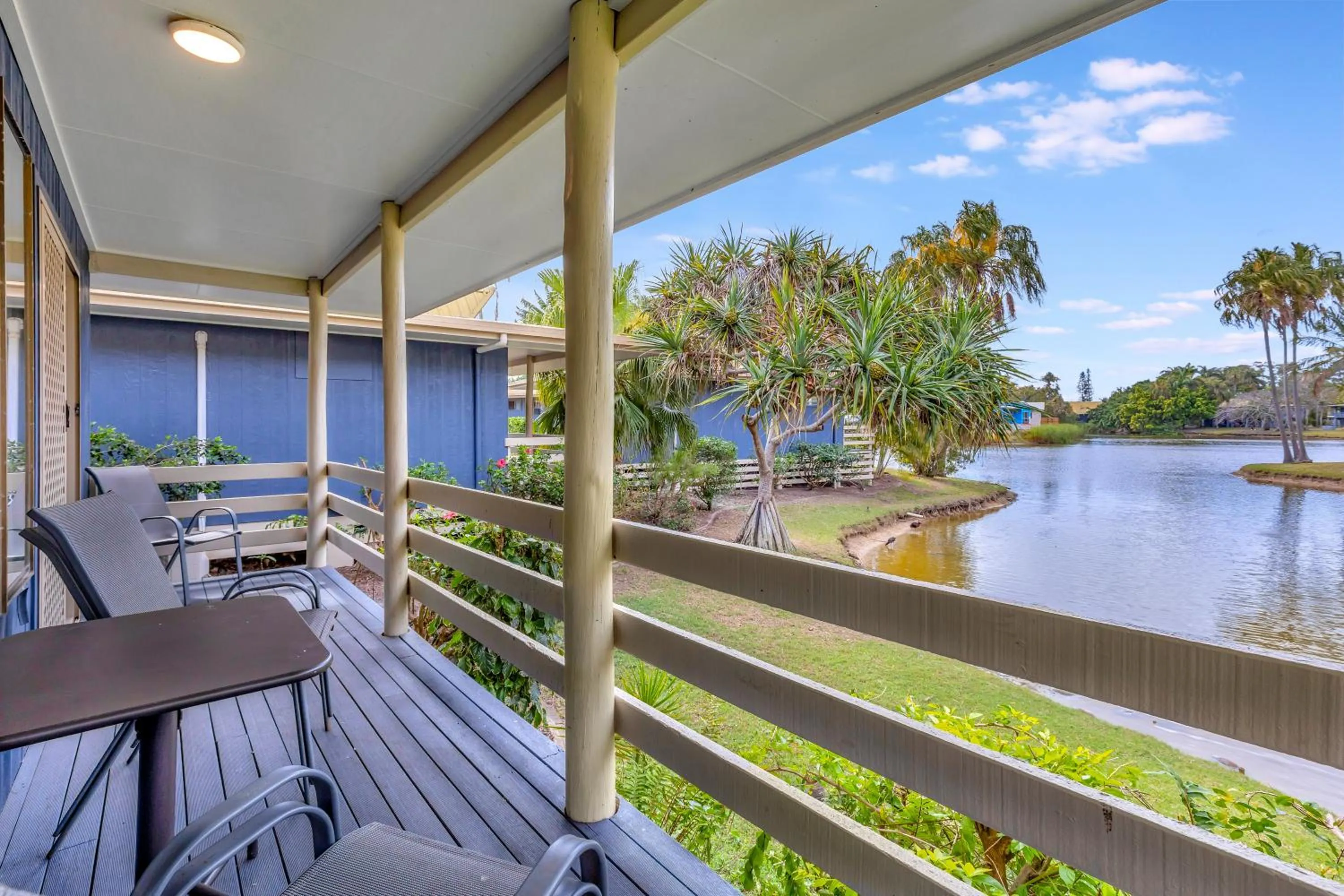 Natural landscape in Sanctuary Lakes Fauna Retreat