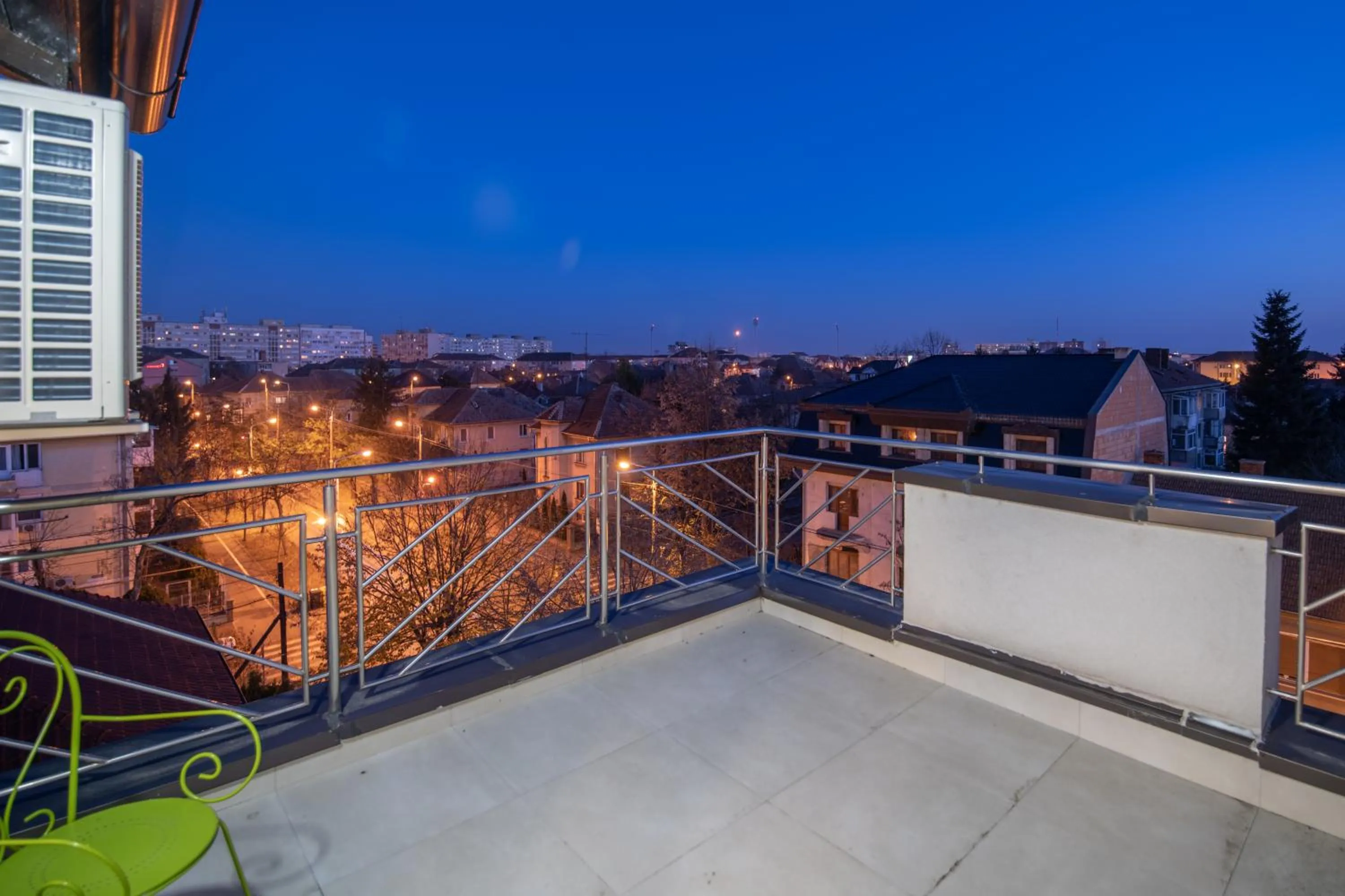 Night in Hotel Silva