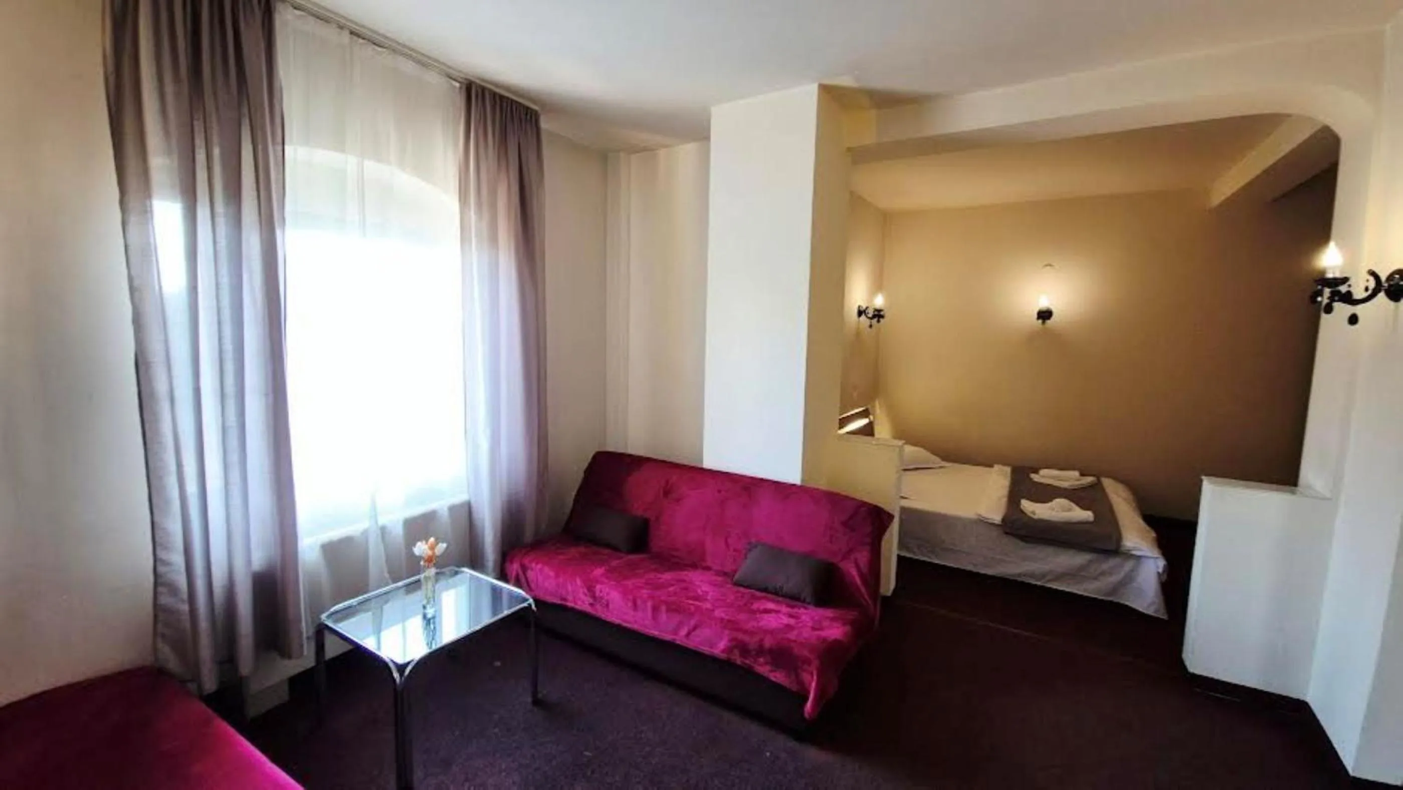 Bed in Hotel Imperial