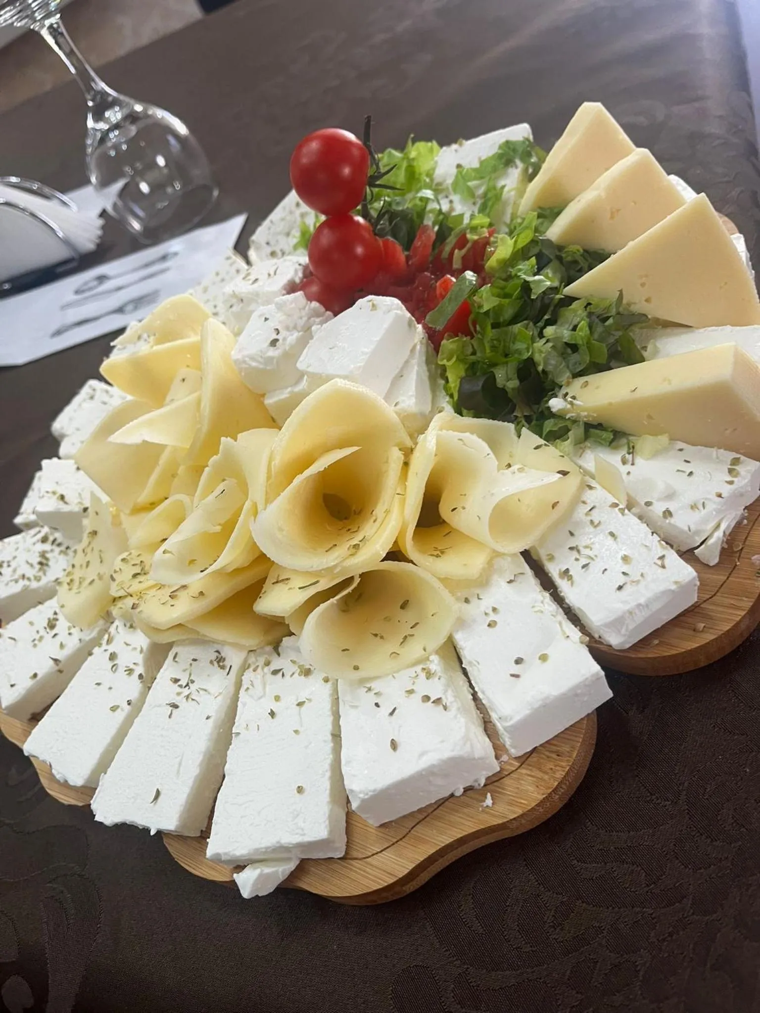 Food and drinks in Hotel Imperial