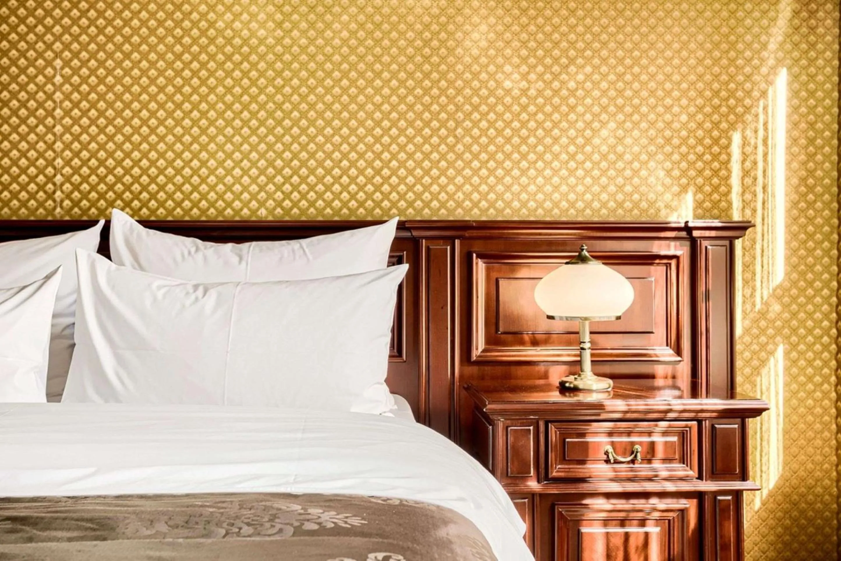 Photo of the whole room, Bed in Best Western Central Hotel