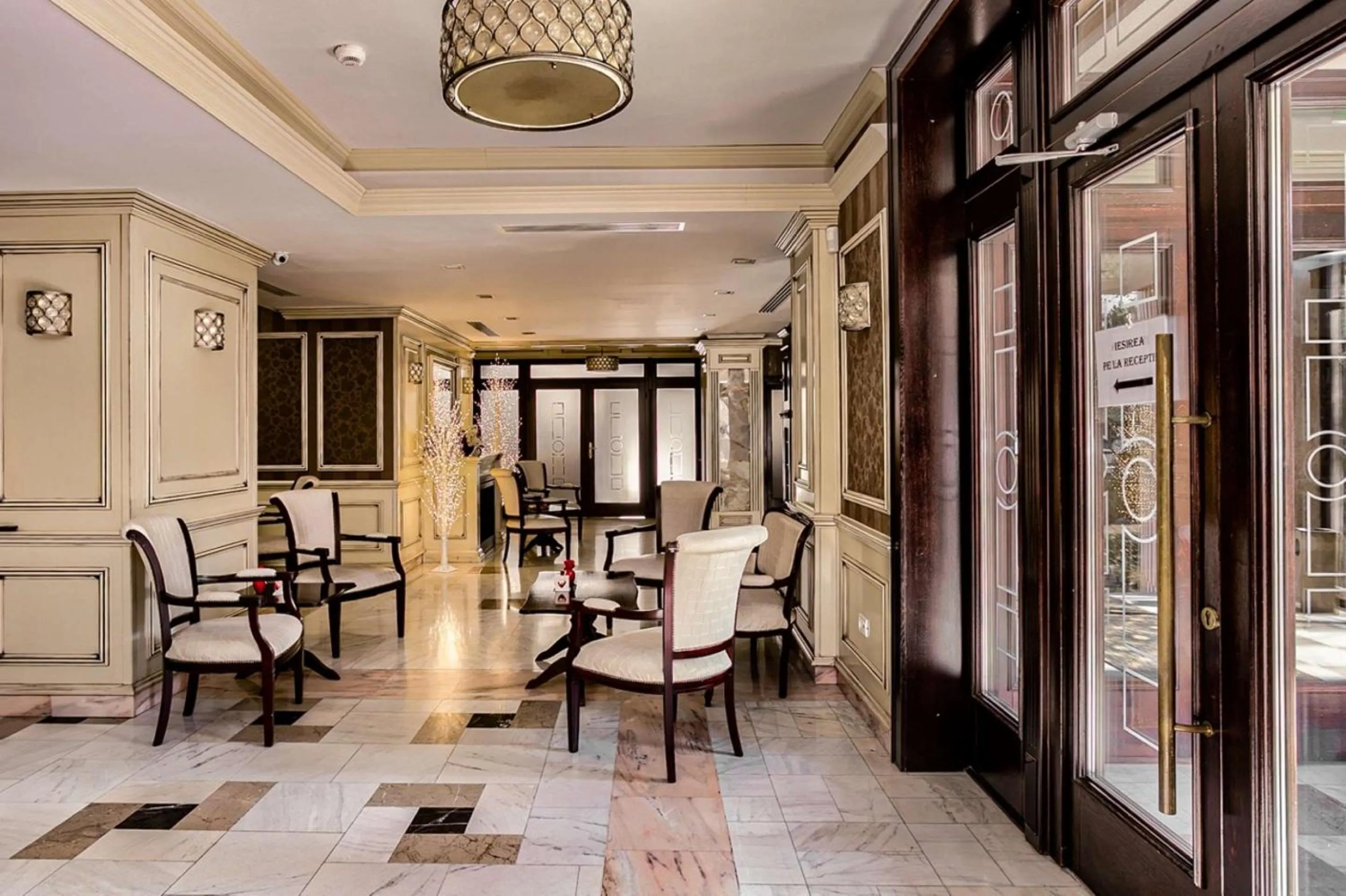 Lobby or reception in Best Western Central Hotel