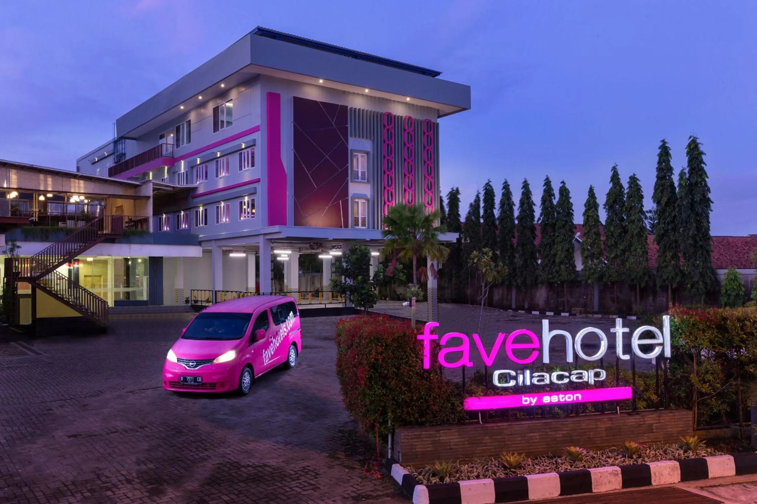 Property building in favehotel Cilacap
