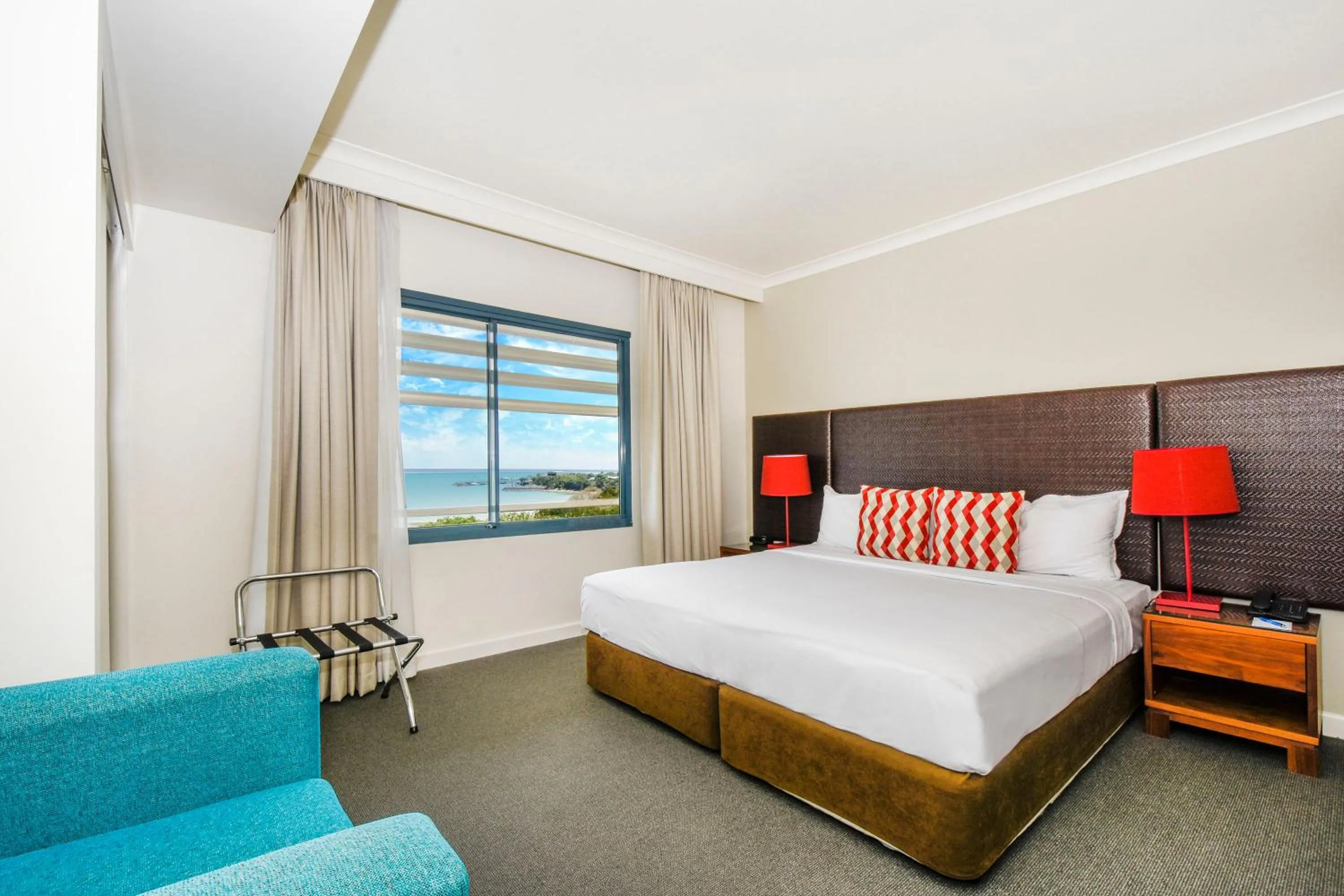 Bedroom, Bed in Mantra on The Esplanade