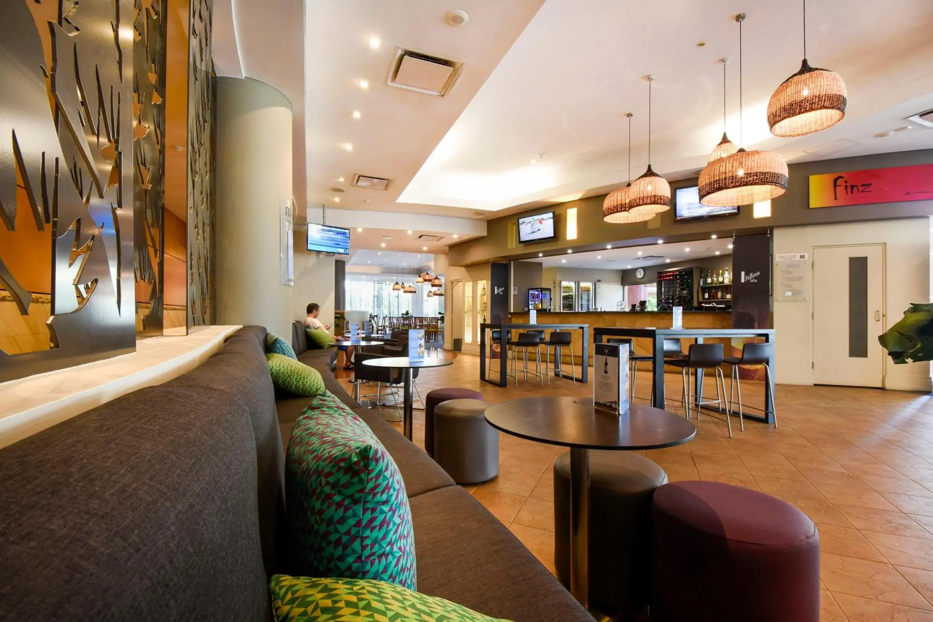 Restaurant/places to eat in Mantra on The Esplanade Restaurant/places to eat in Mantra on The Esplanade