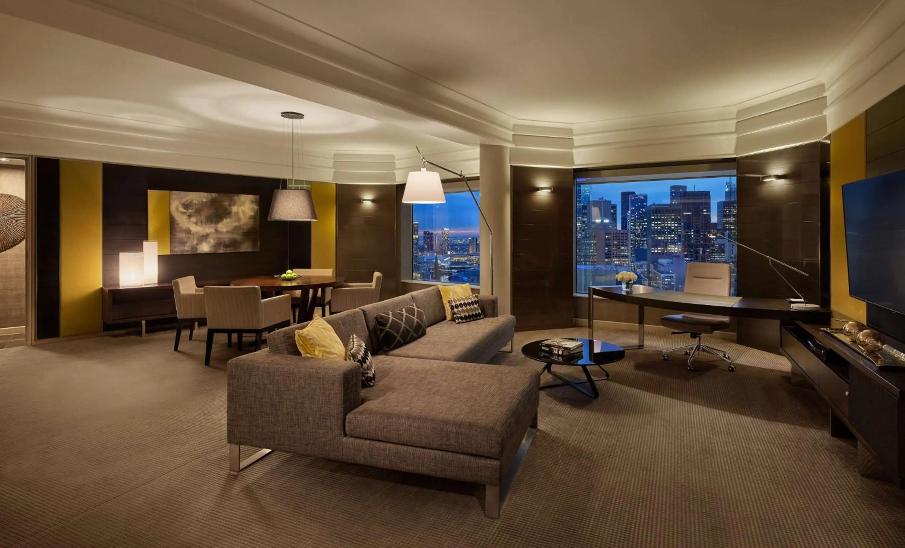 Photo of the whole room in Grand Hyatt Melbourne