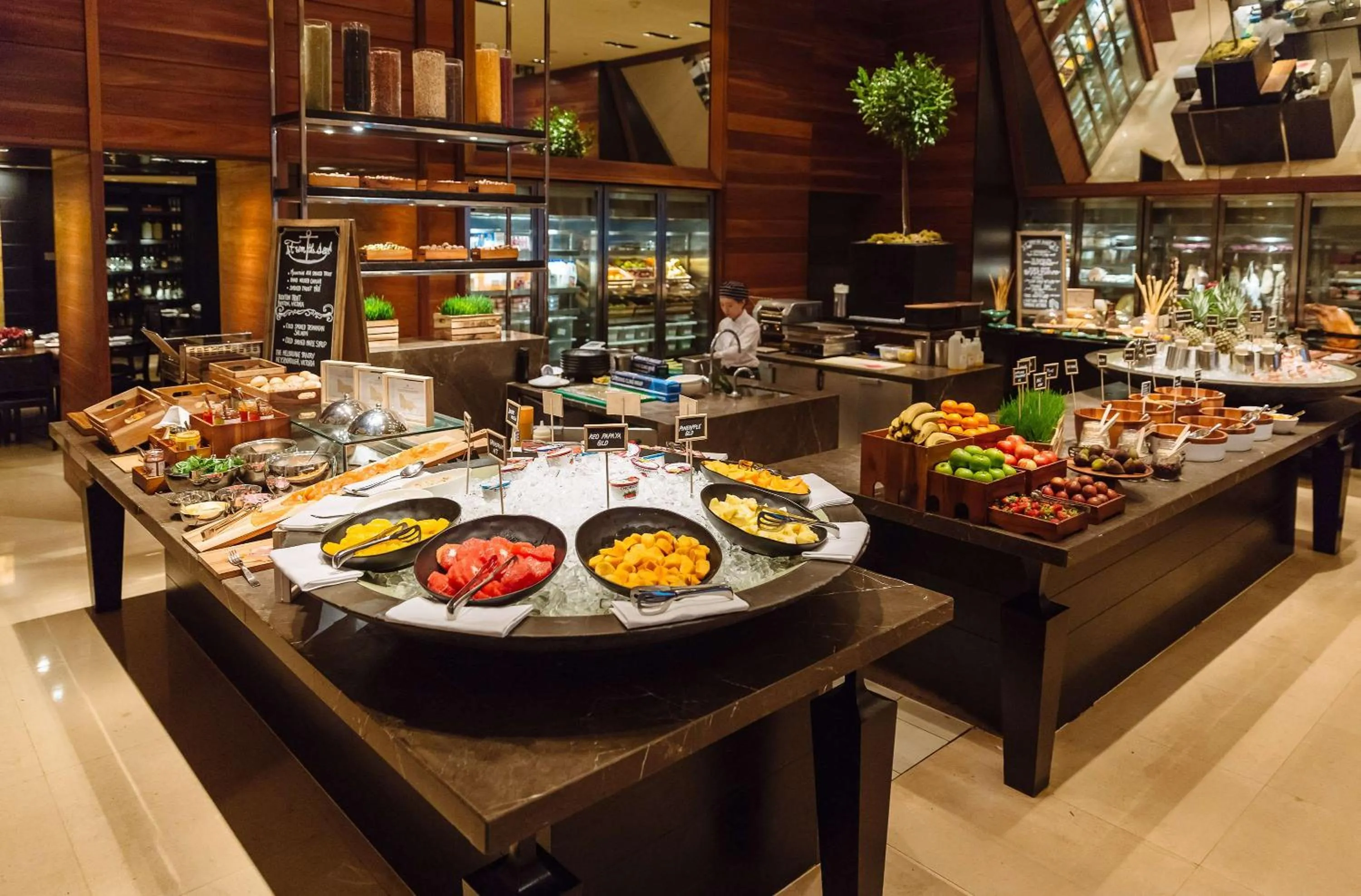 Restaurant/places to eat in Grand Hyatt Melbourne