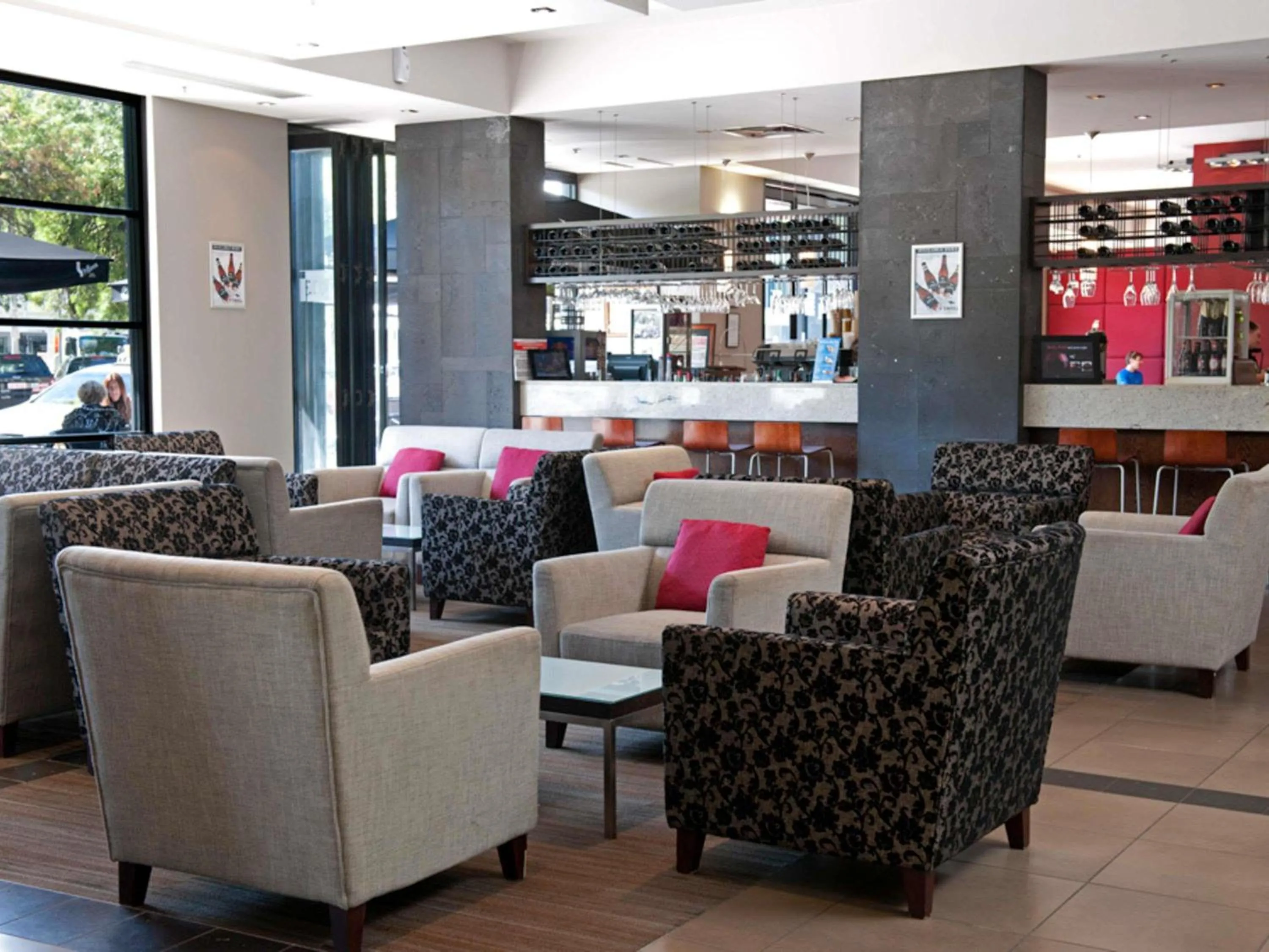 Property building in Mantra Hindmarsh Square