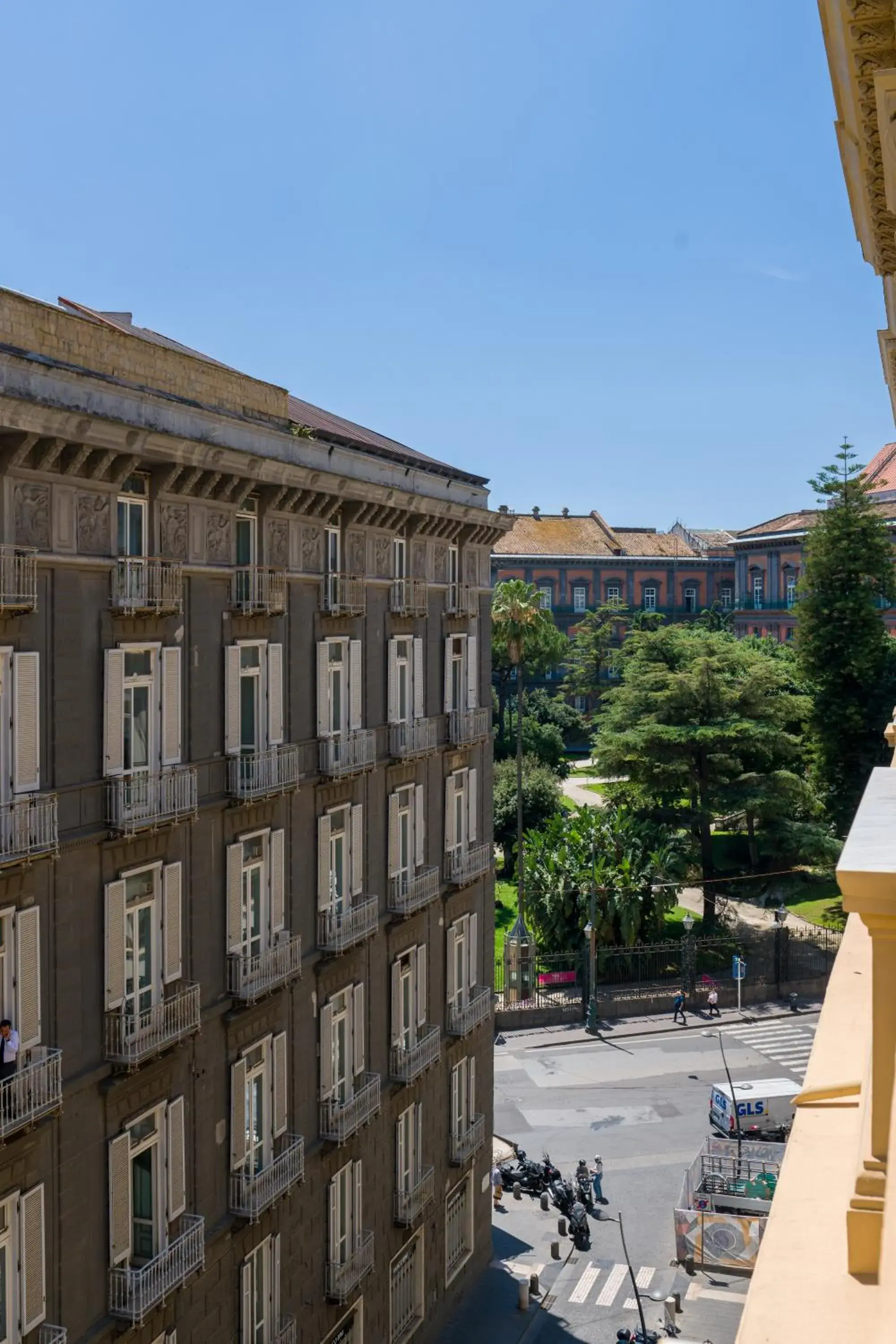 Street view in Prêtáloger Verdi 18 Street view in Prêtáloger Verdi 18