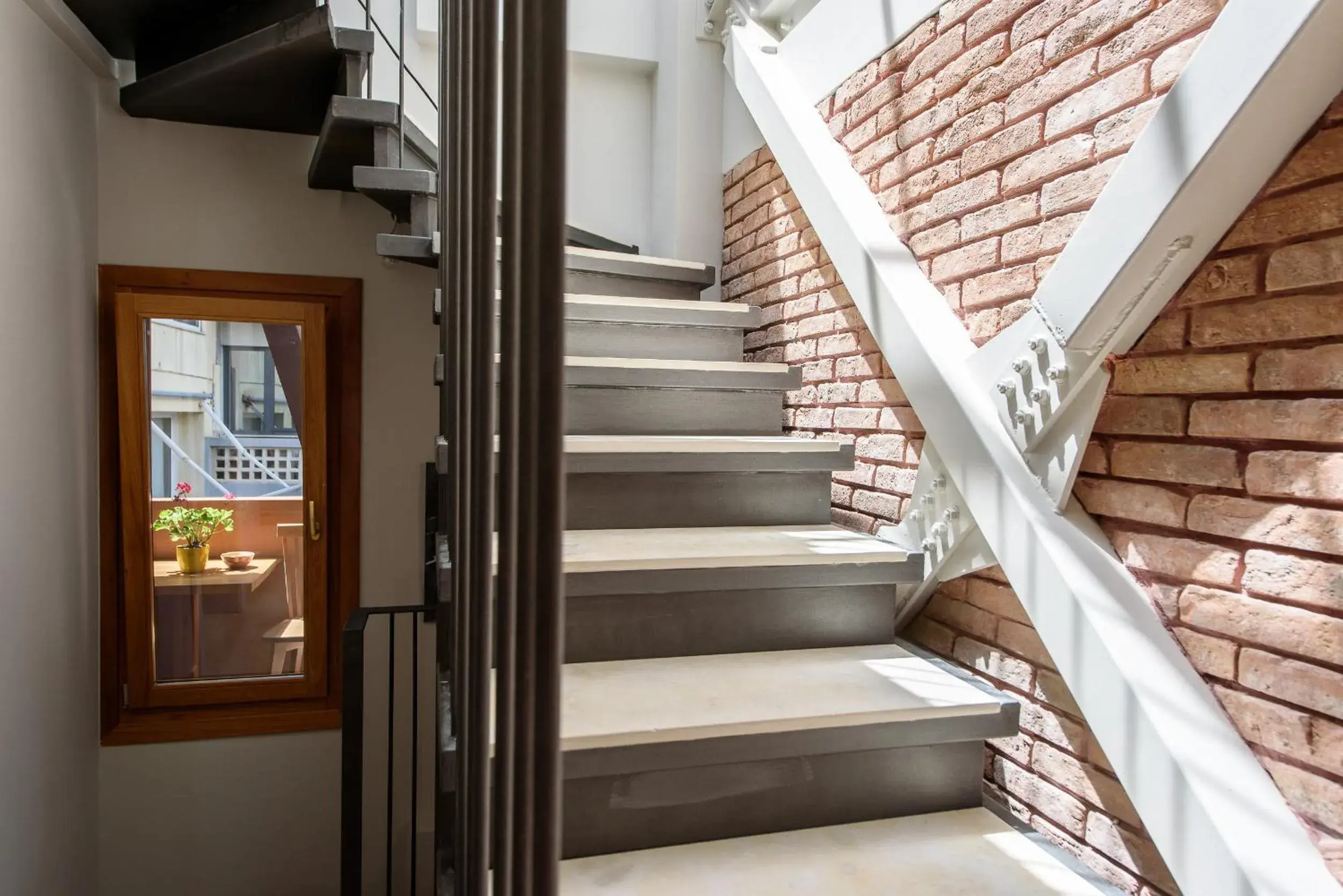 Property building in Candia Suites & Rooms Property building in Candia Suites & Rooms