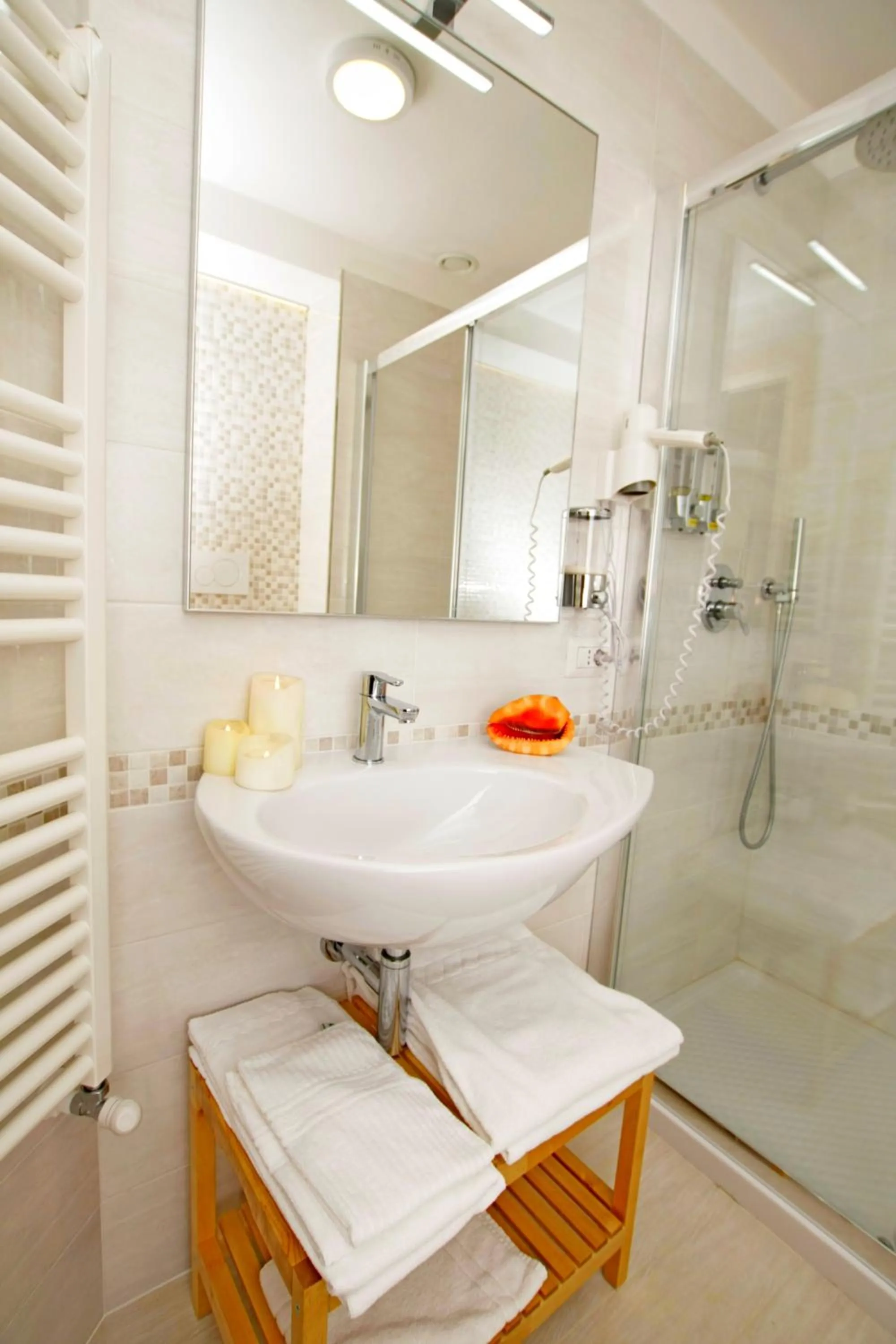 Shower in Brezza Marina Luxury Rooms