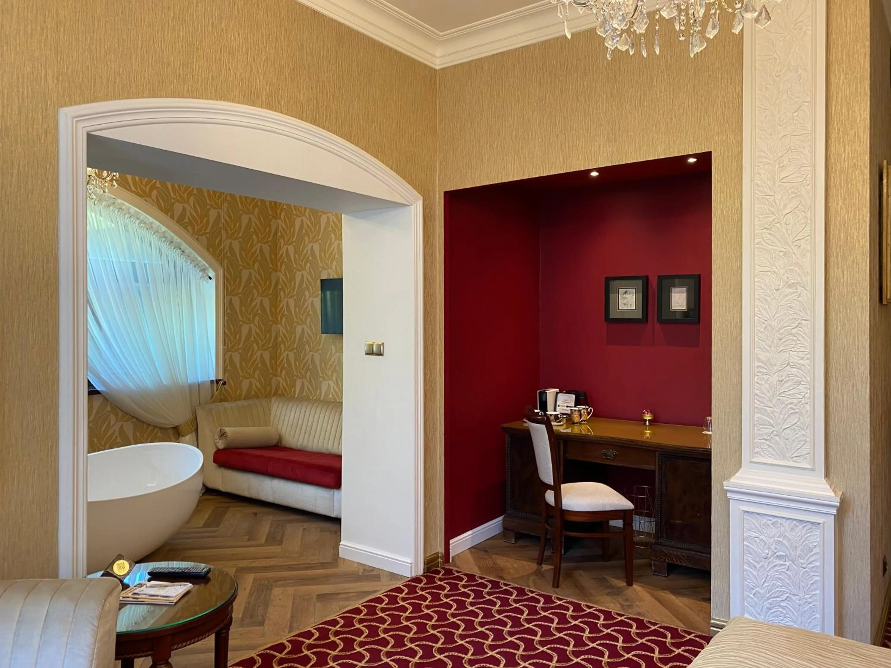 Seating area, Bed in Bohema Boutique Hotel & Spa