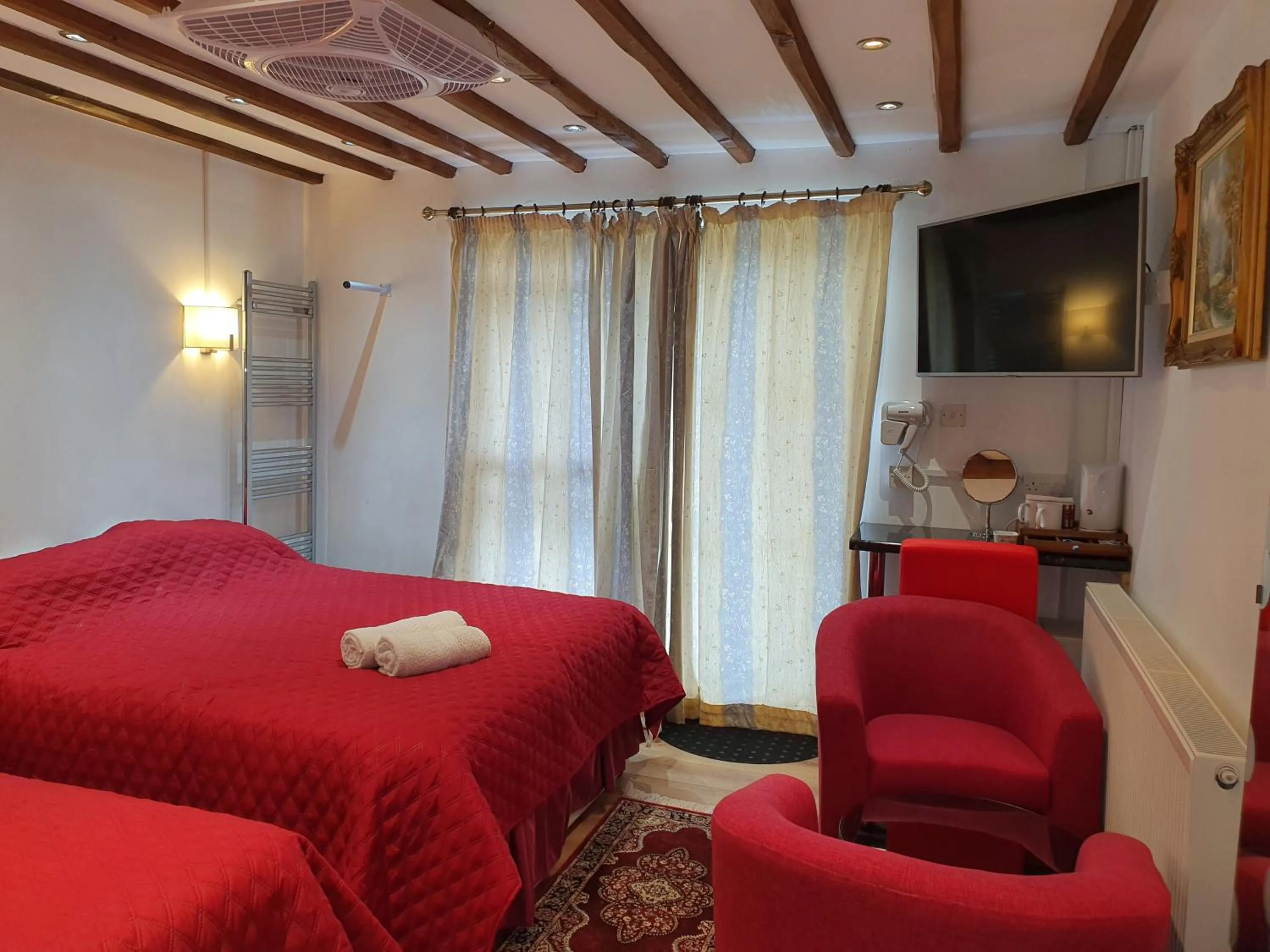 Photo of the whole room, Bed in Anand Lodge