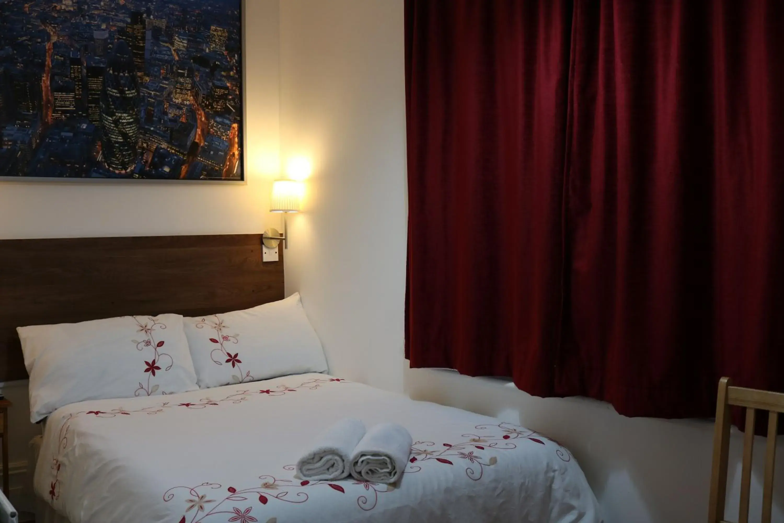 Double Room with Hill View in Anand Lodge Double Room with Hill View in Anand Lodge