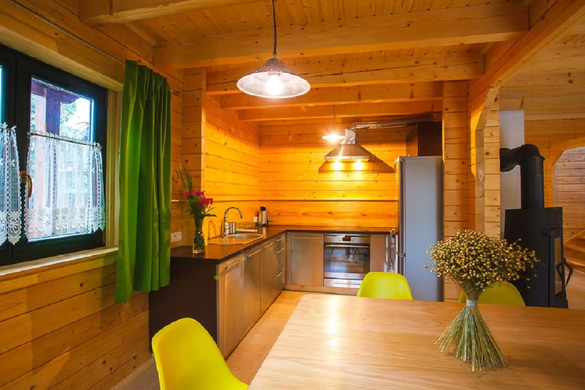 Dining area in Dom Bratek