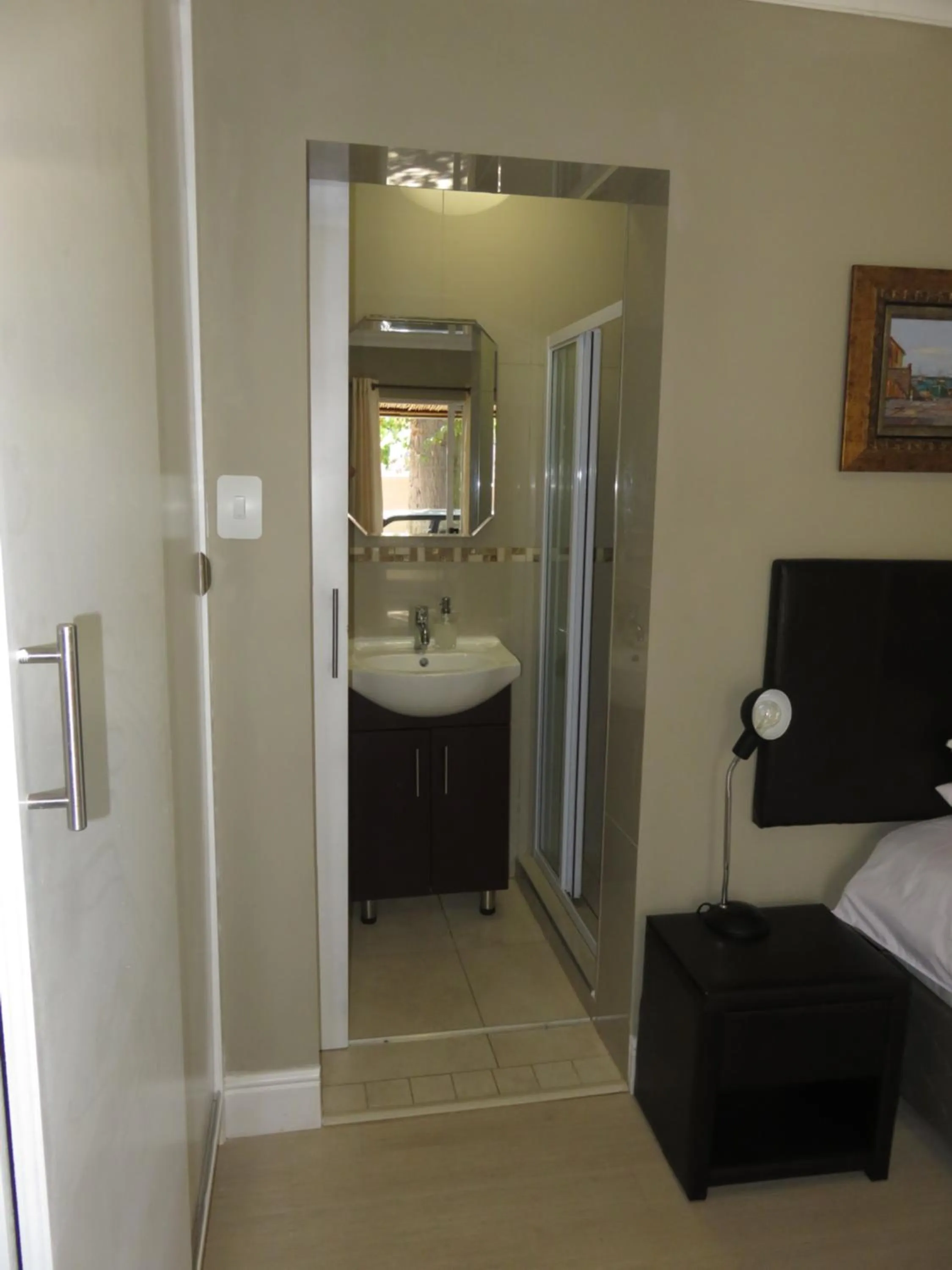 Bathroom, Bed in Milas Place