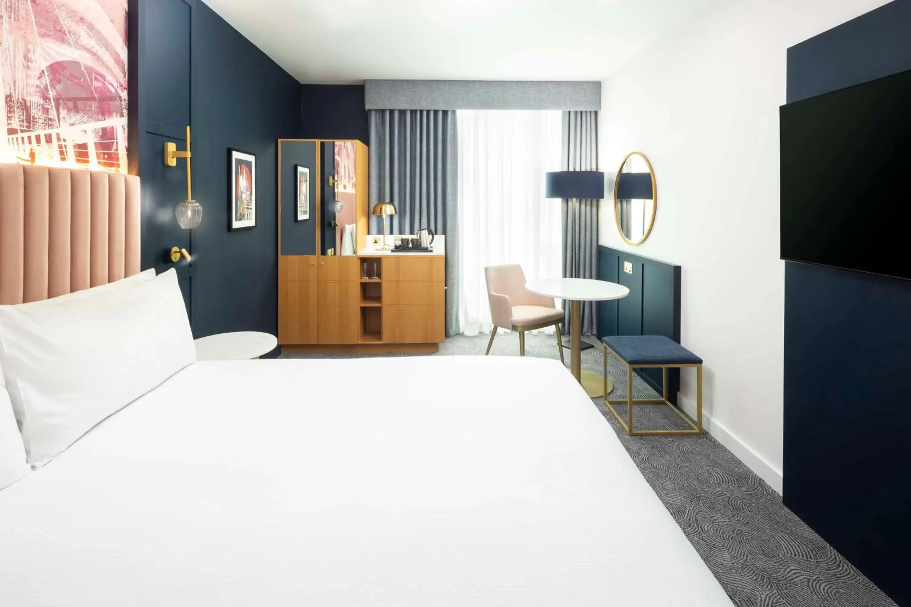 King Guest Room in DoubleTree by Hilton Leeds King Guest Room in DoubleTree by Hilton Leeds