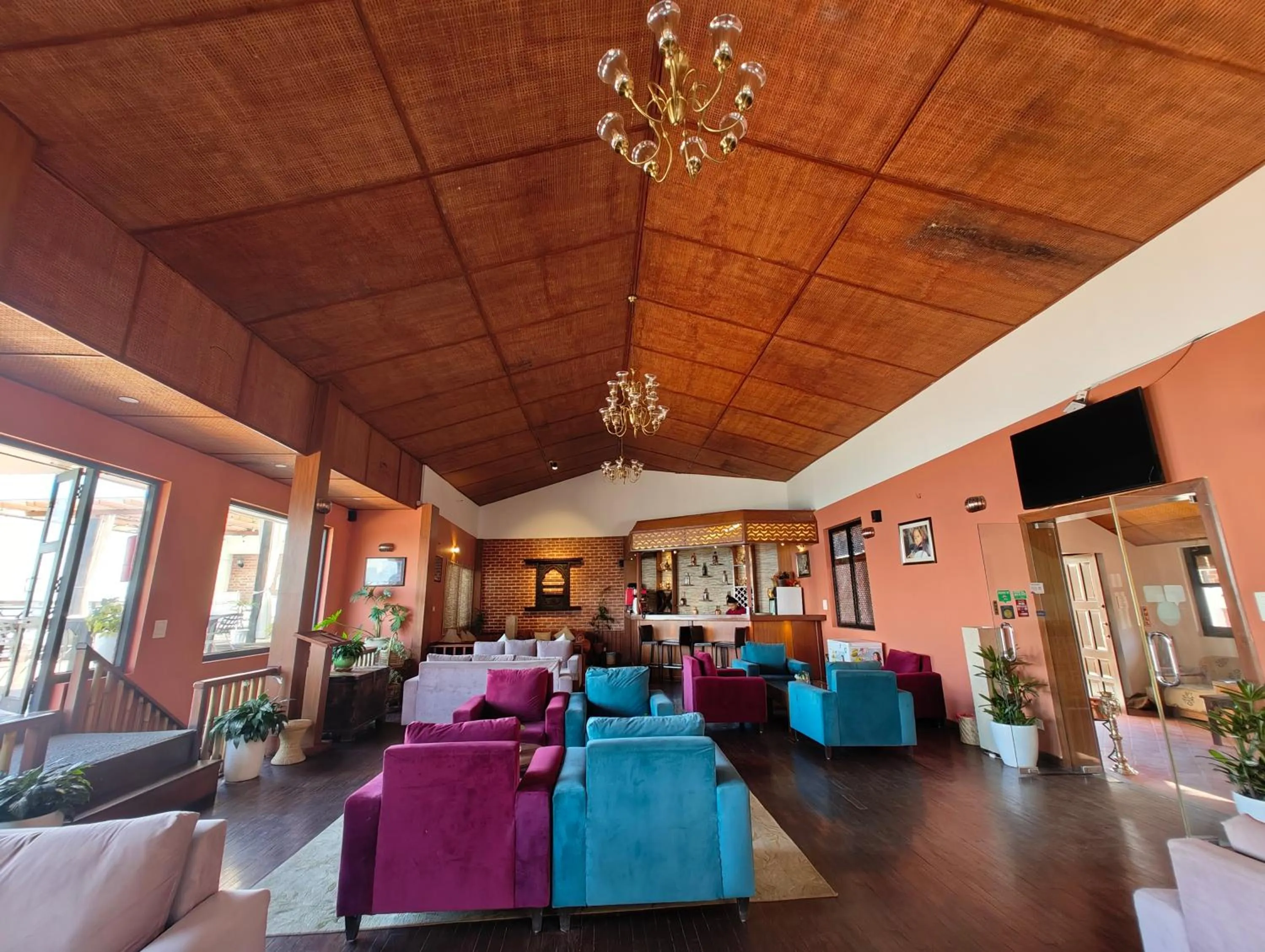 Lounge or bar in Hotel Himalayan Villa - Nagarkot
