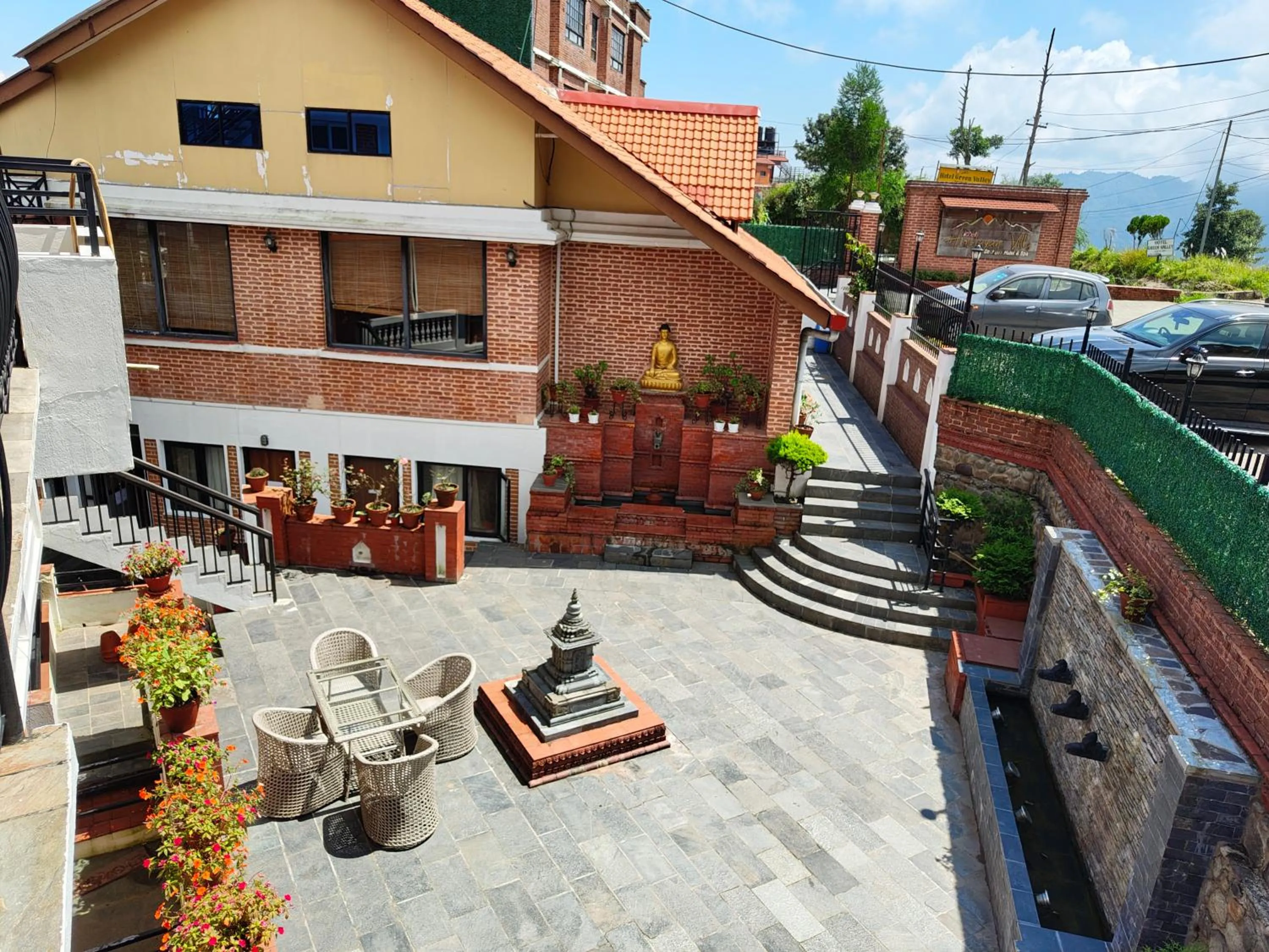 Property building in Hotel Himalayan Villa - Nagarkot