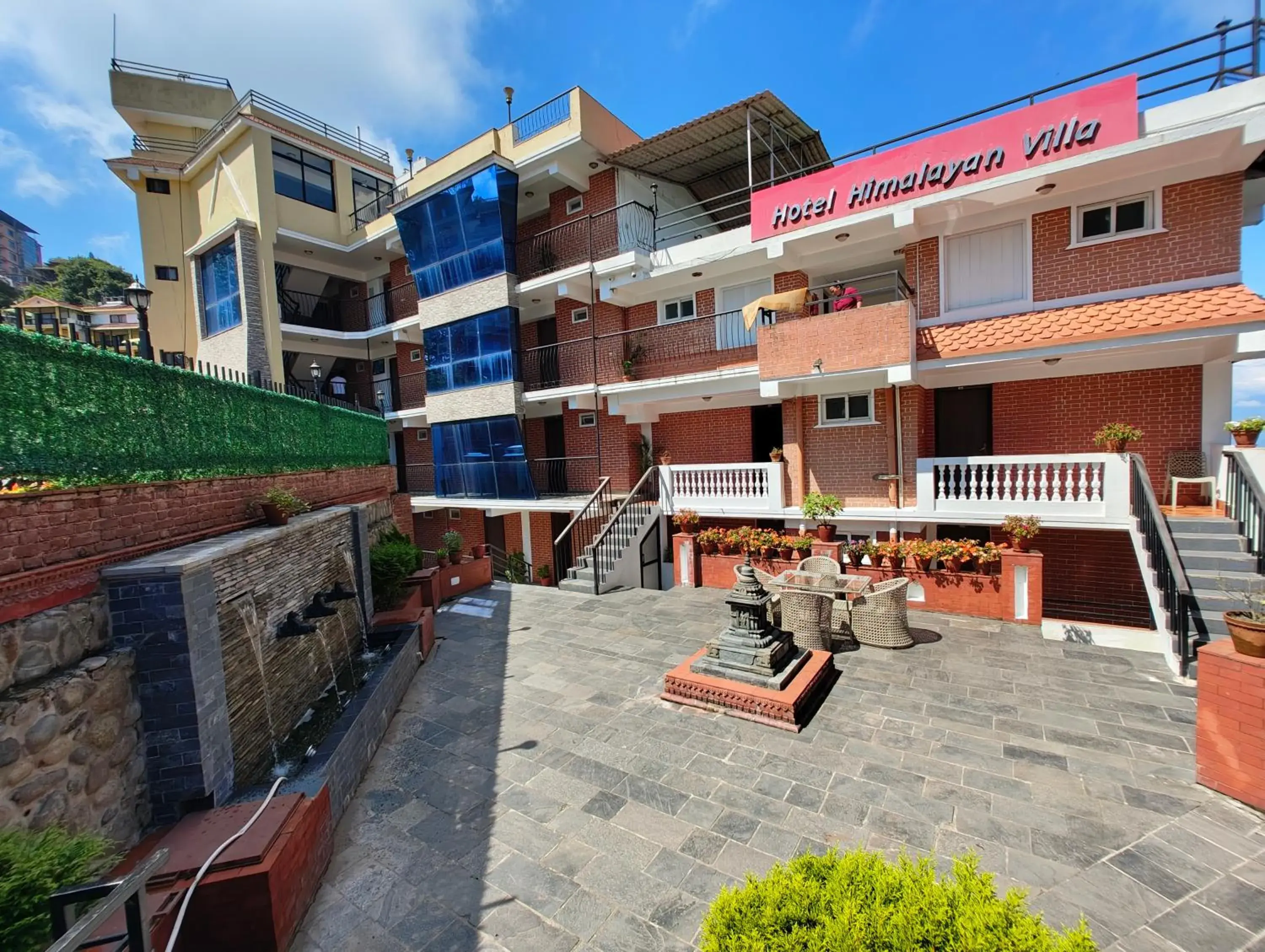 Property building in Hotel Himalayan Villa - Nagarkot Property building in Hotel Himalayan Villa - Nagarkot