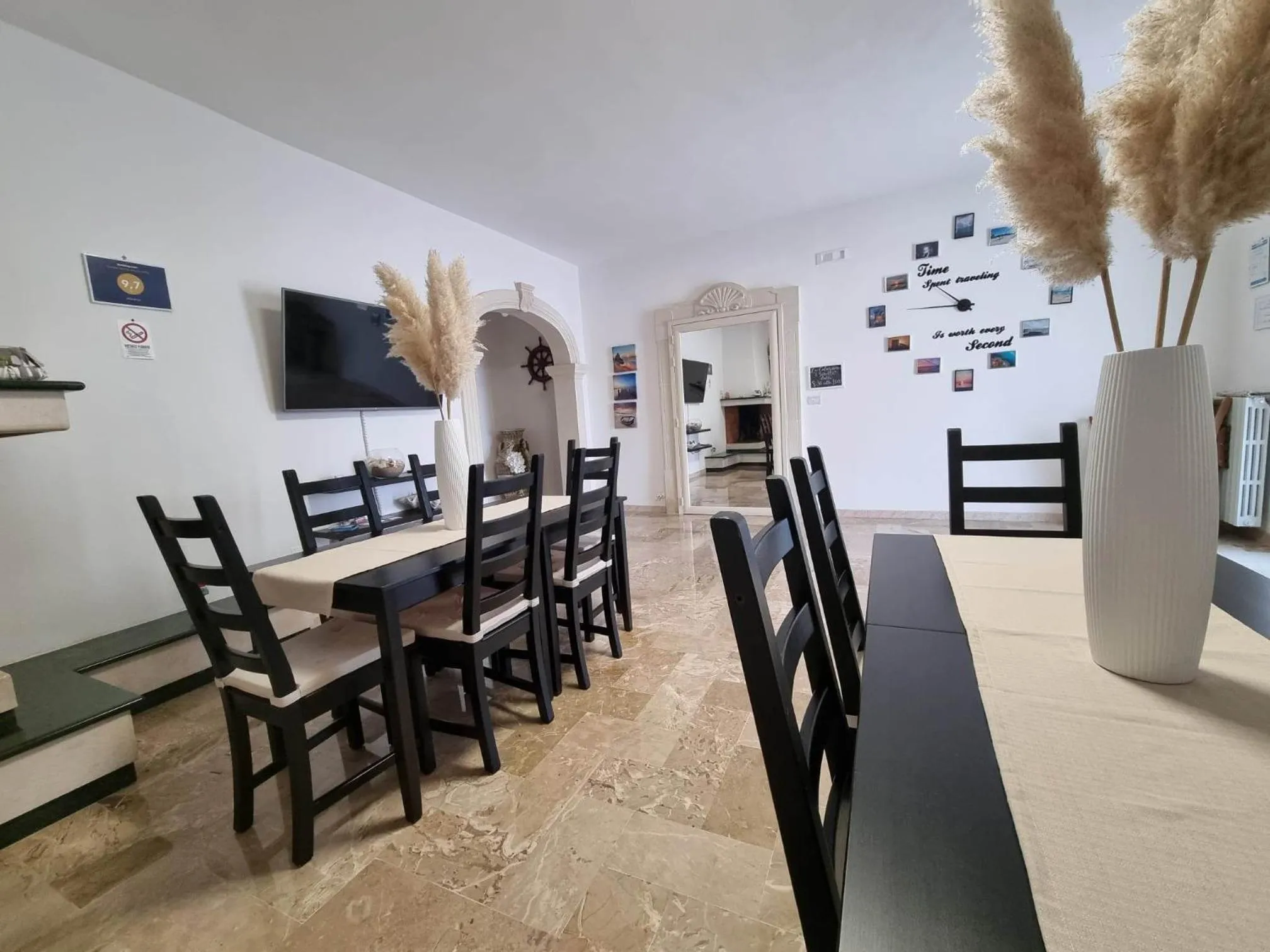 Decorative detail in Albatros B&B Porto Cesareo