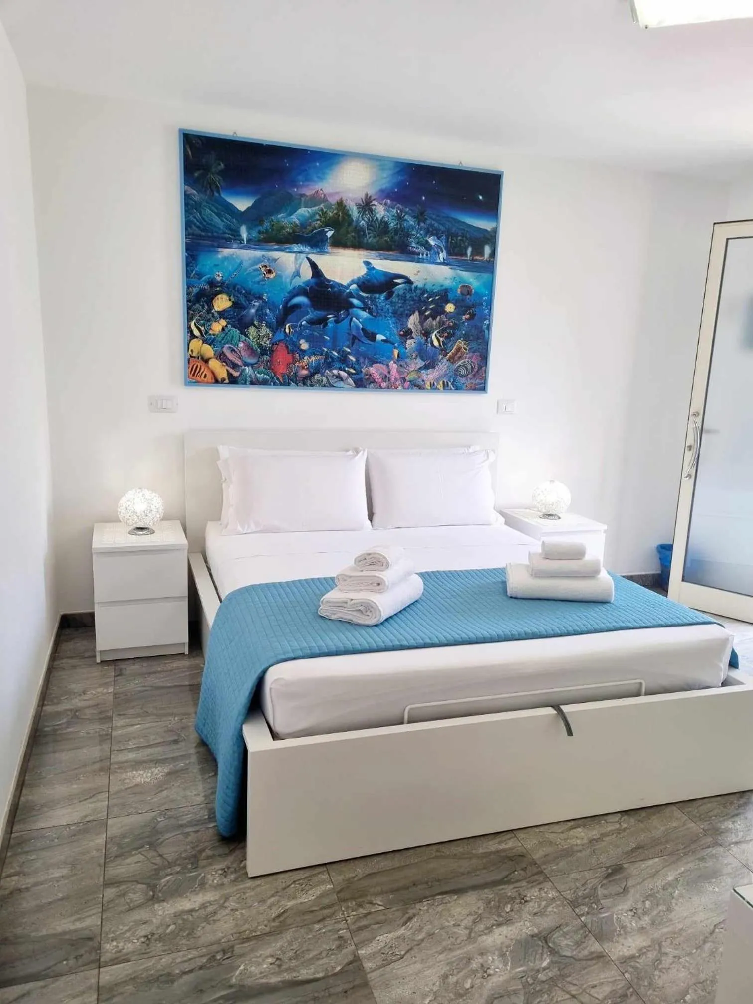 Decorative detail, Bed in Albatros B&B Porto Cesareo