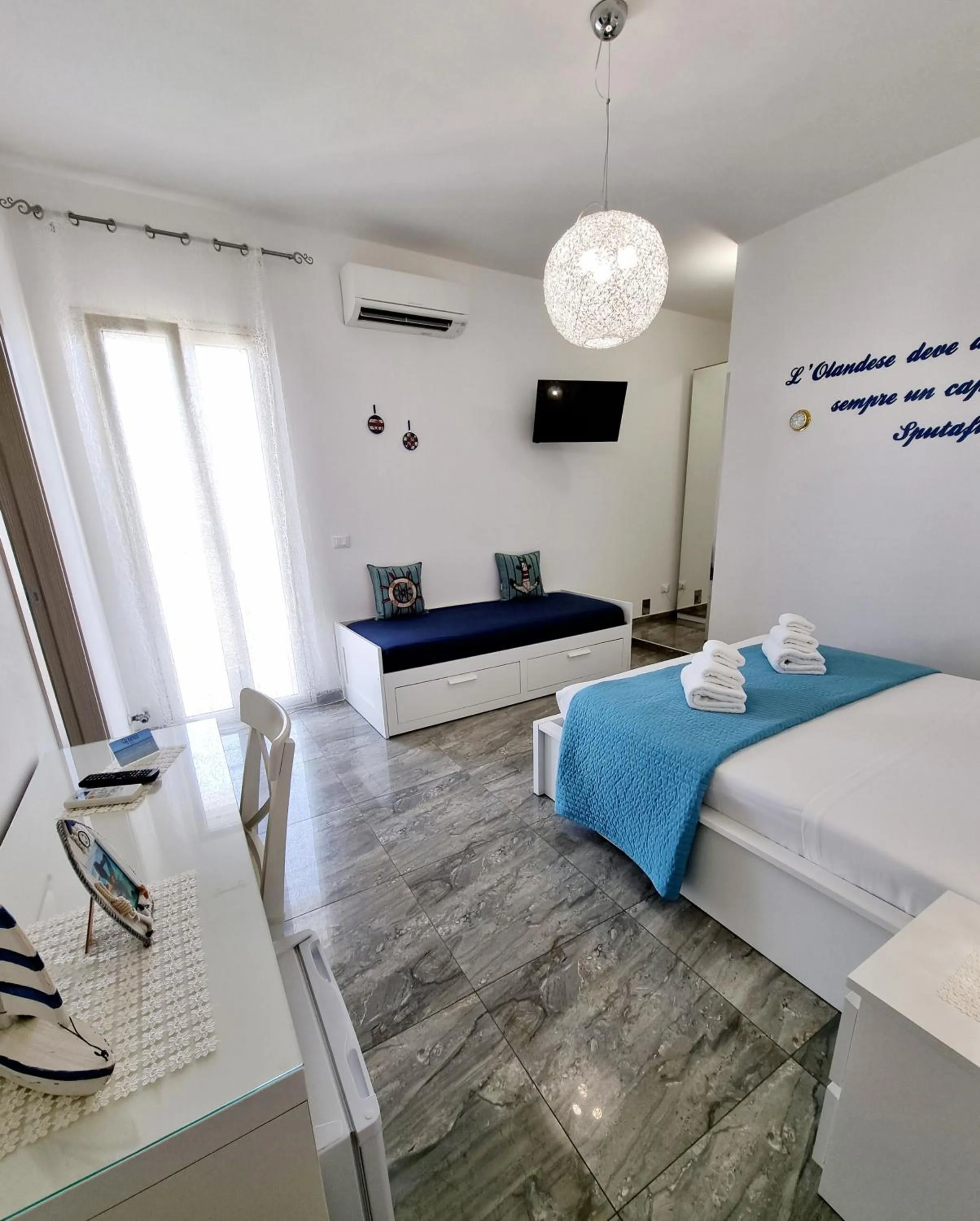Photo of the whole room, Bed in Albatros B&B Porto Cesareo