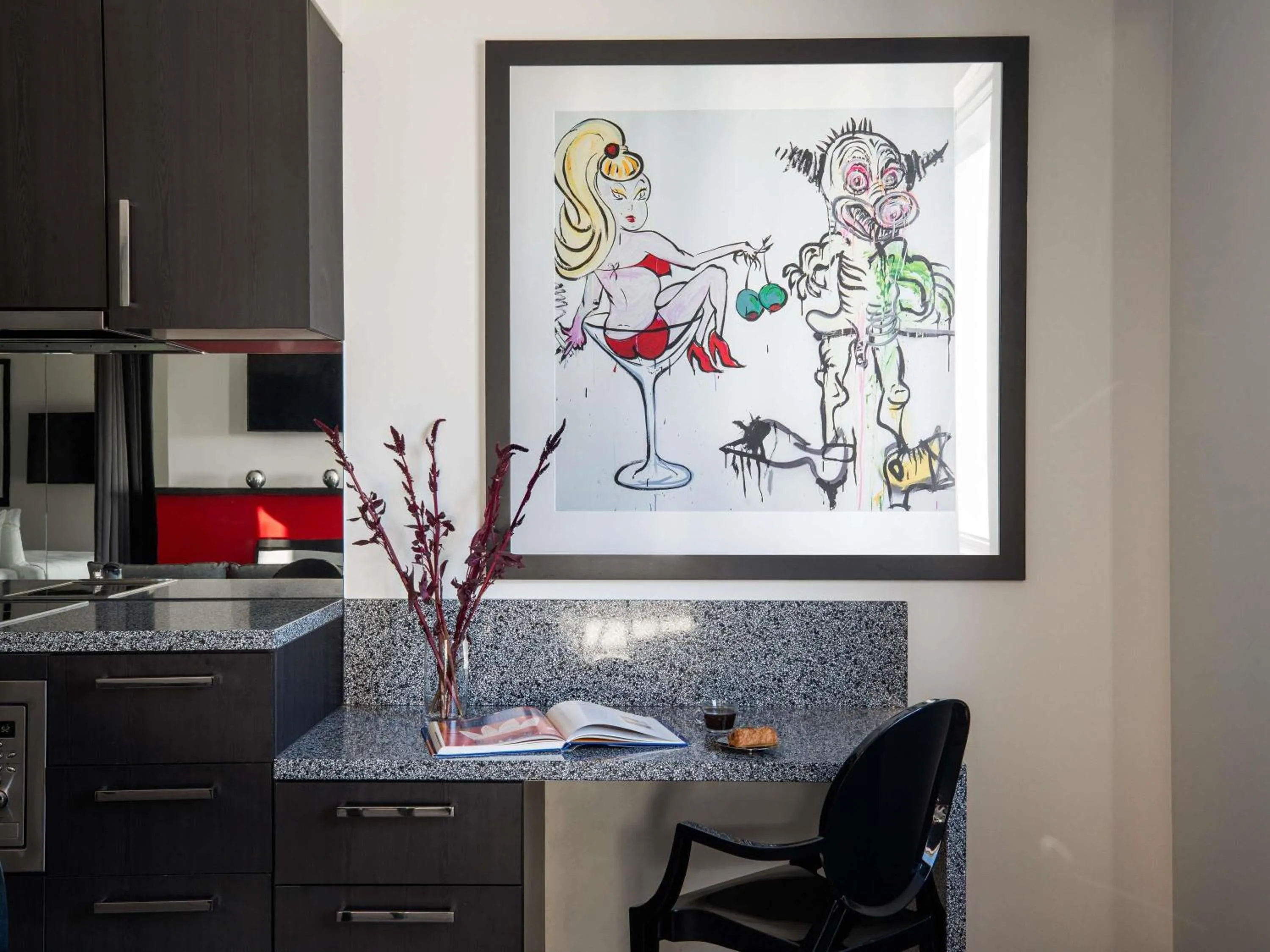 Bedroom in The Cullen Melbourne - Art Series