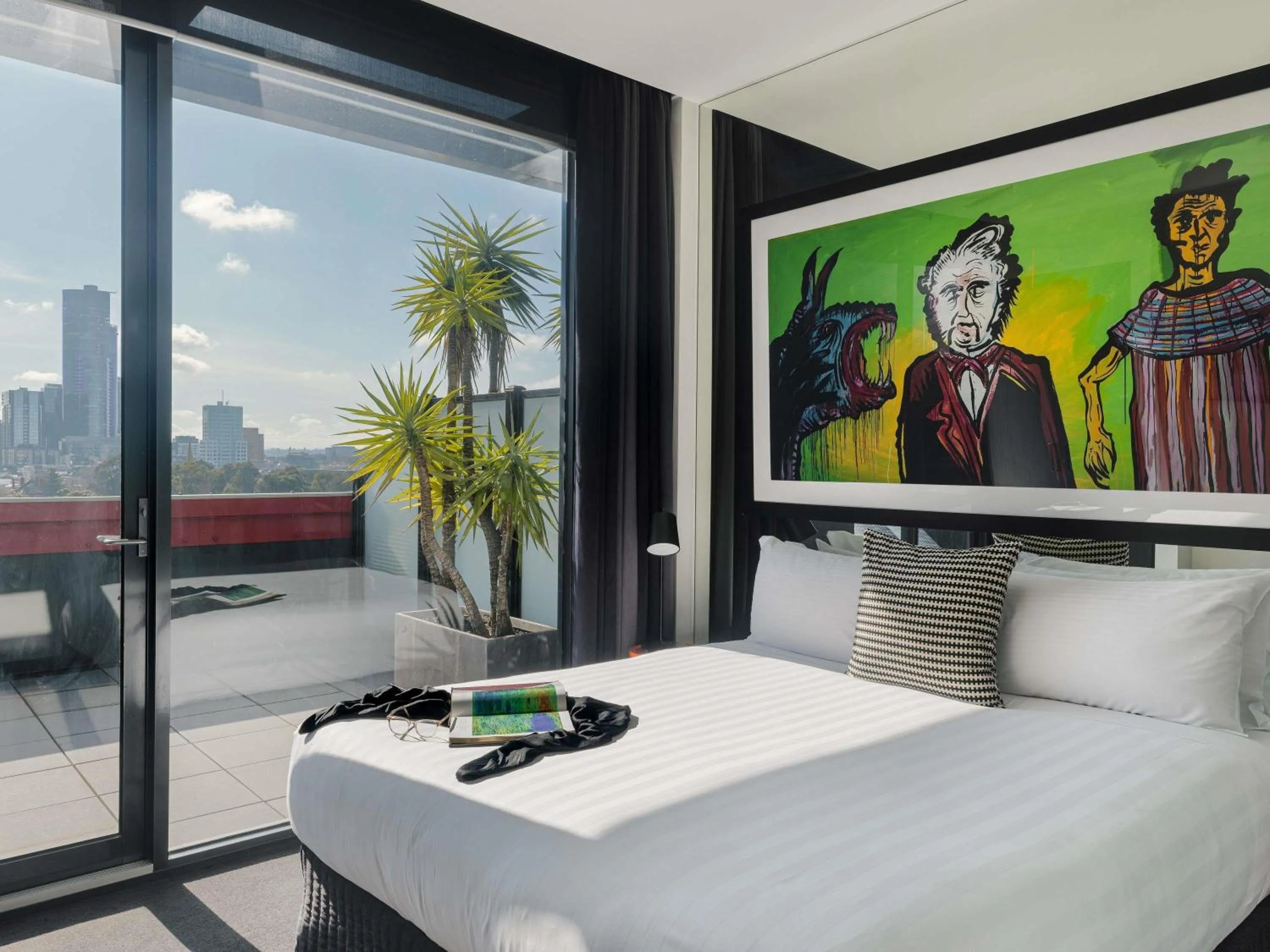 Bedroom, Bed in The Cullen Melbourne - Art Series