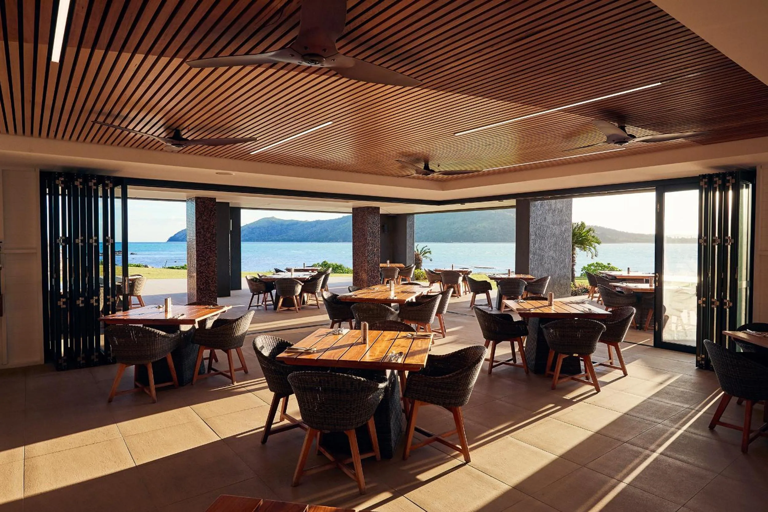 Restaurant/places to eat in Daydream Island Resort