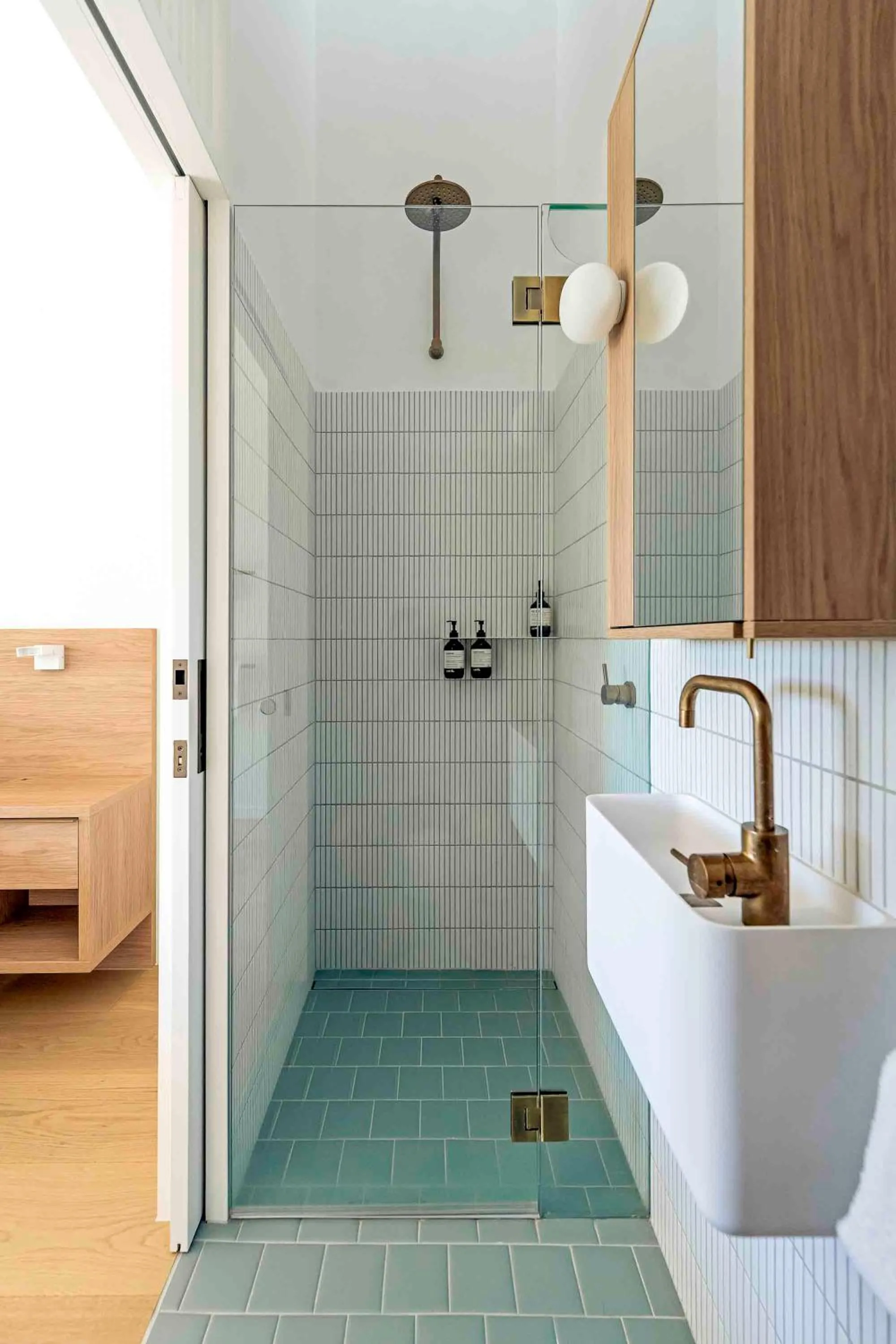 Glen Eden Beach Resort