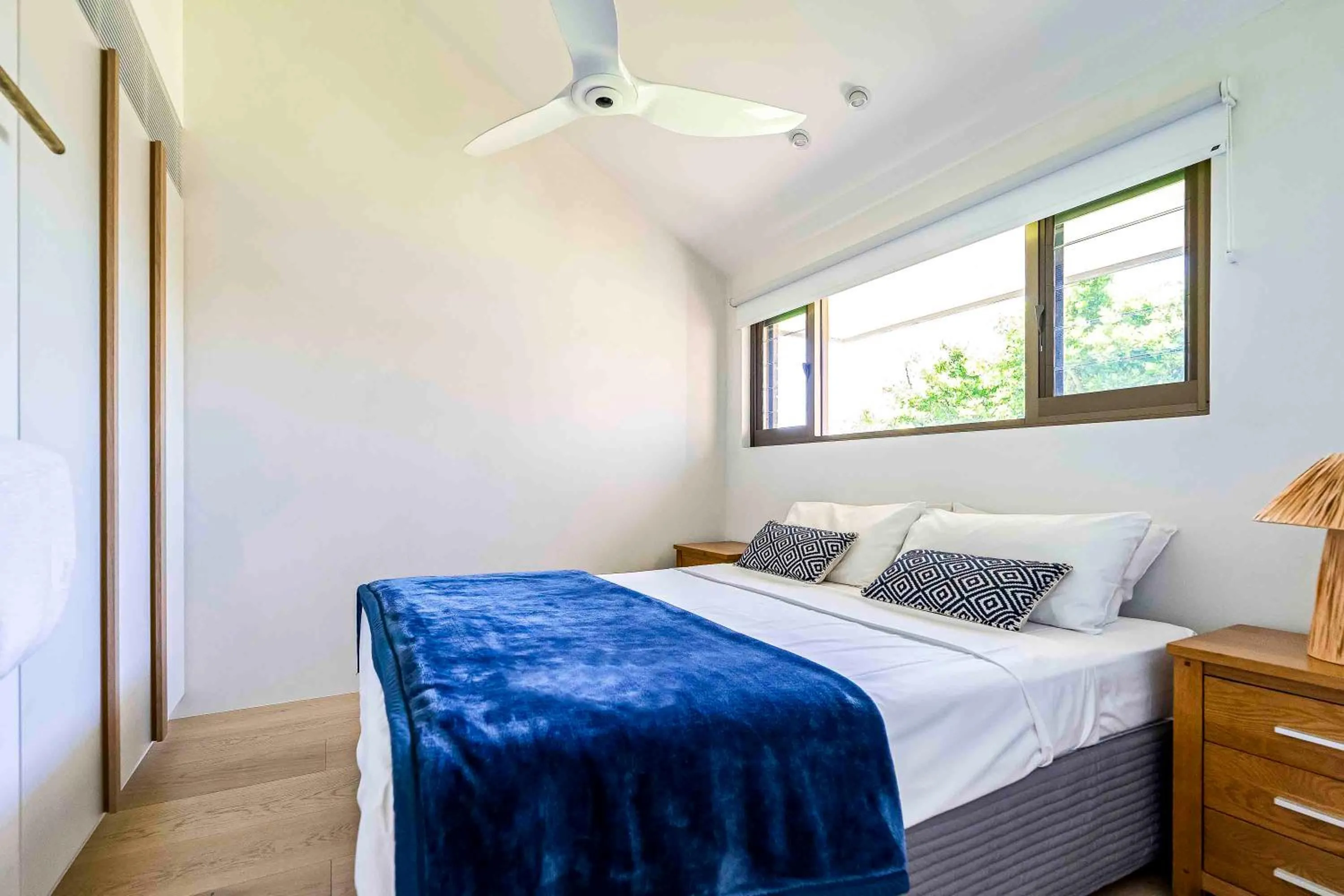 Bed in Glen Eden Beach Resort